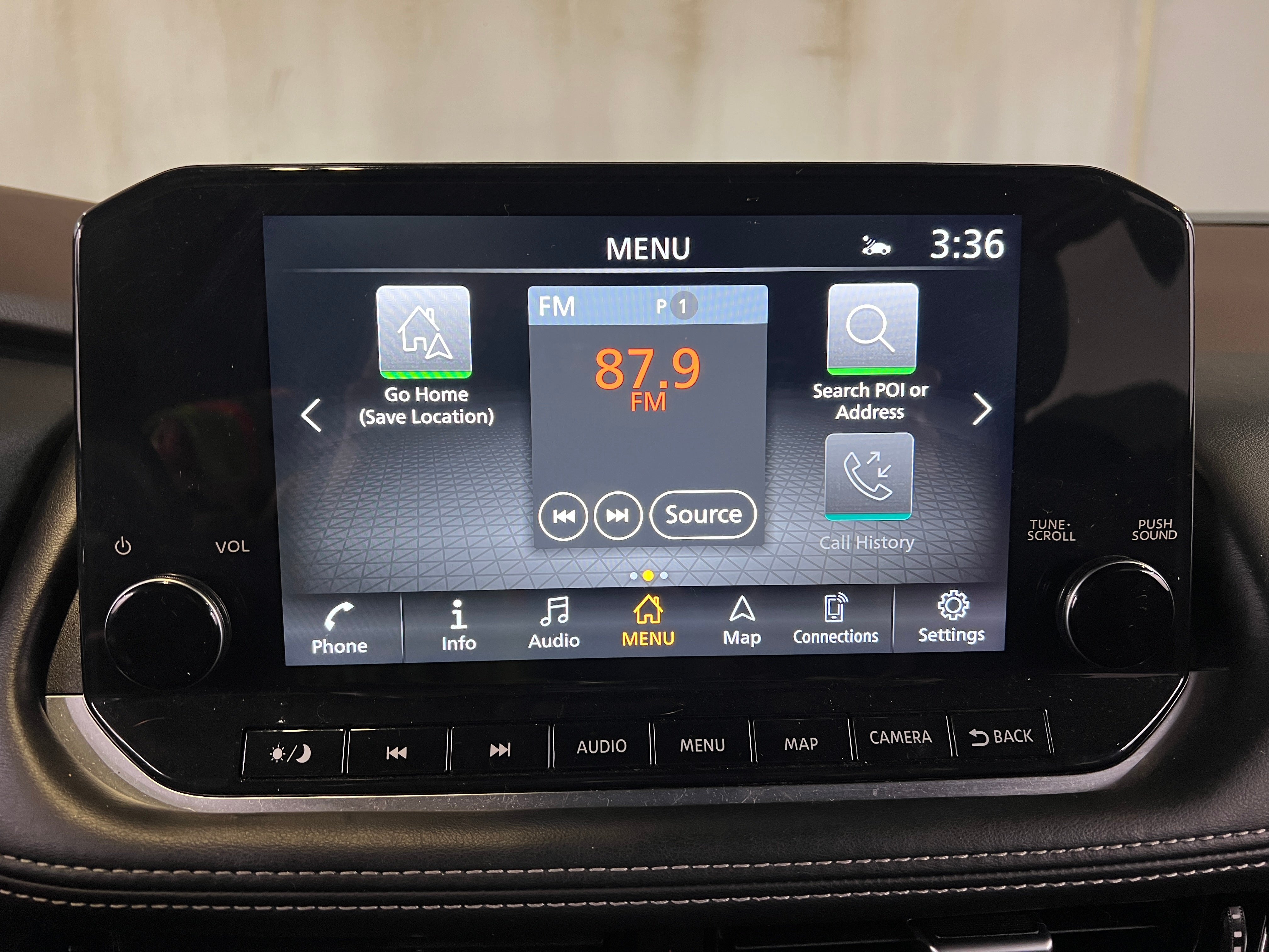2023 Nissan Rogue SL 3