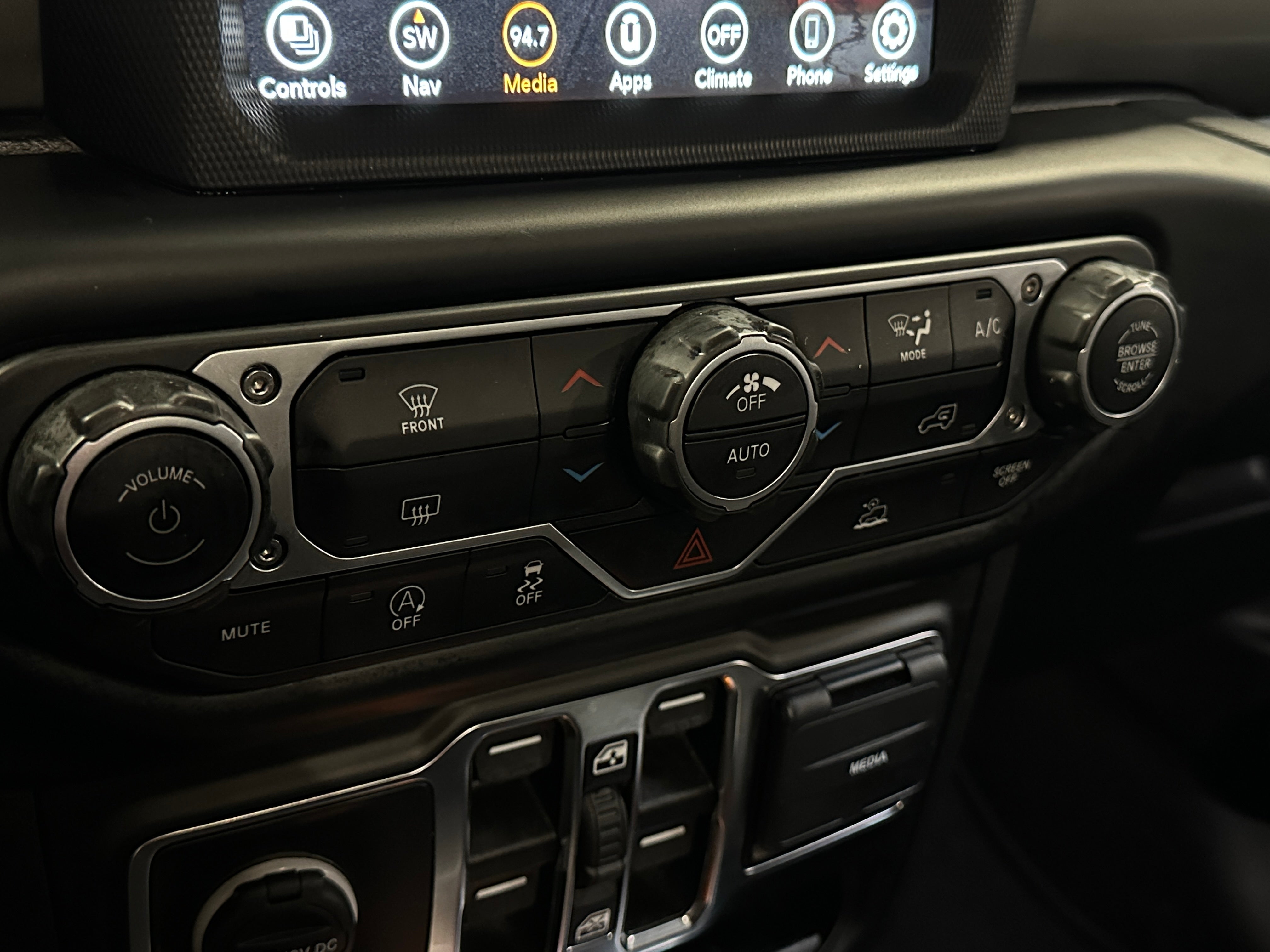 2023 Jeep Gladiator Overland 4