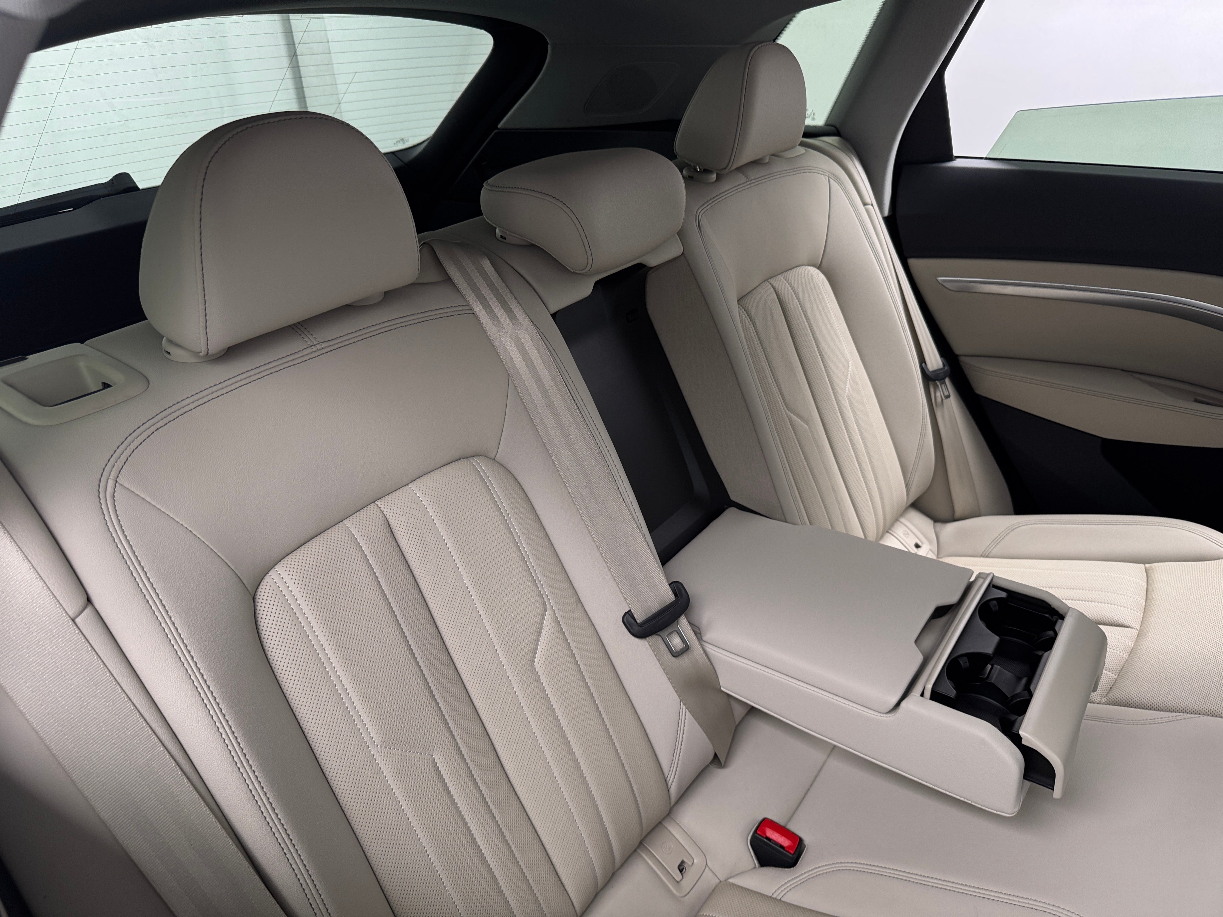 2021 Audi e-tron Premium Plus 5