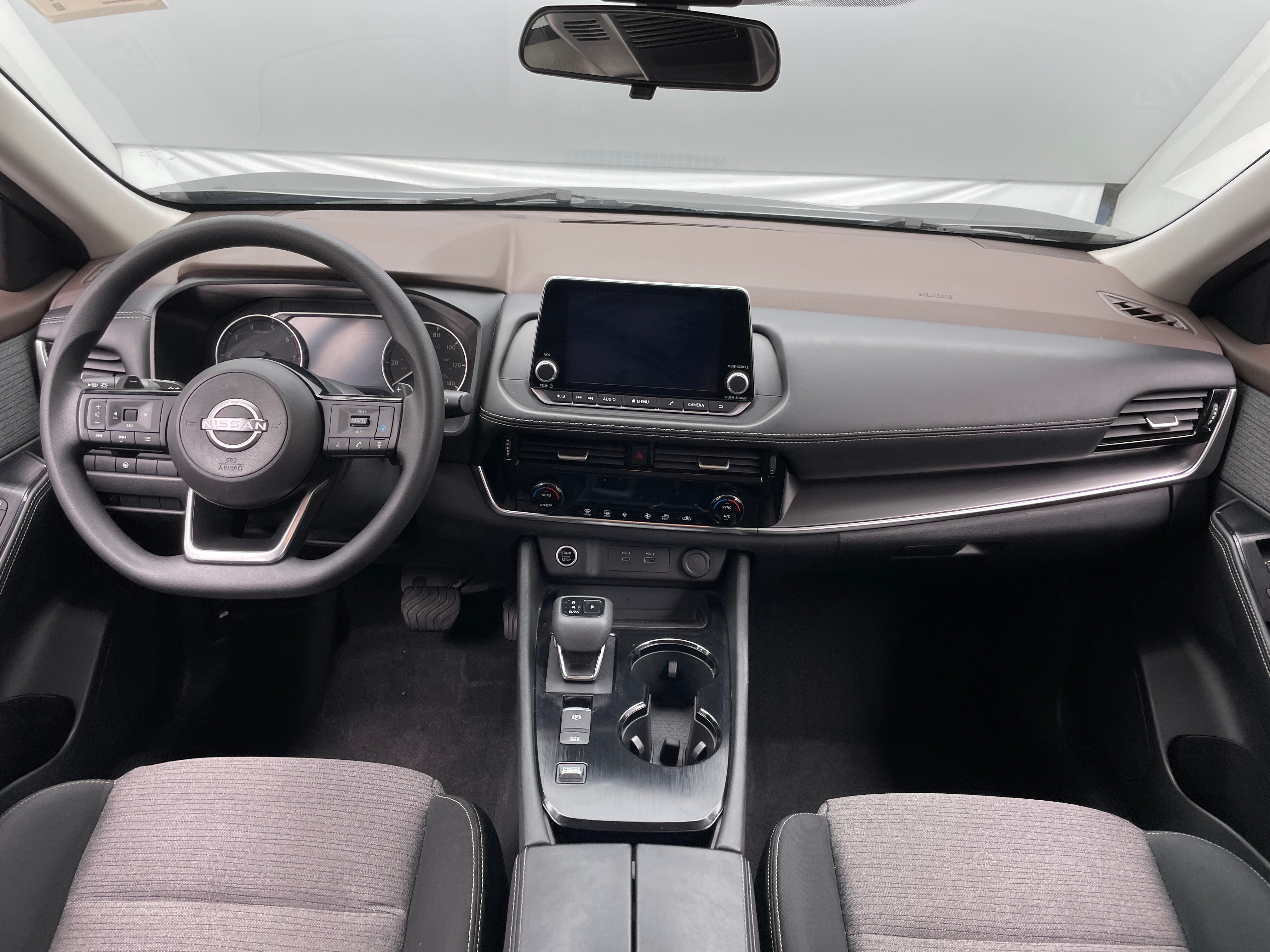 2023 Nissan Rogue SV 3