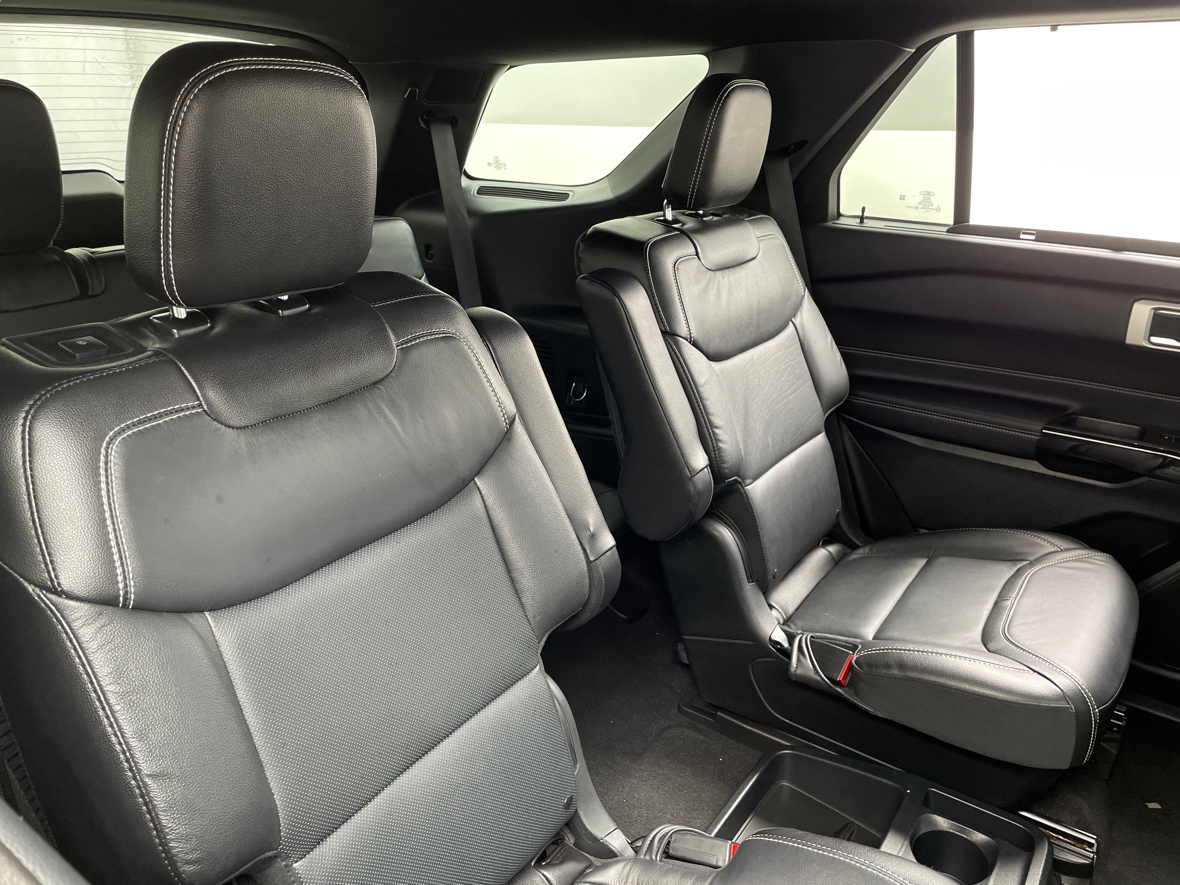 2021 Ford Explorer ST 5