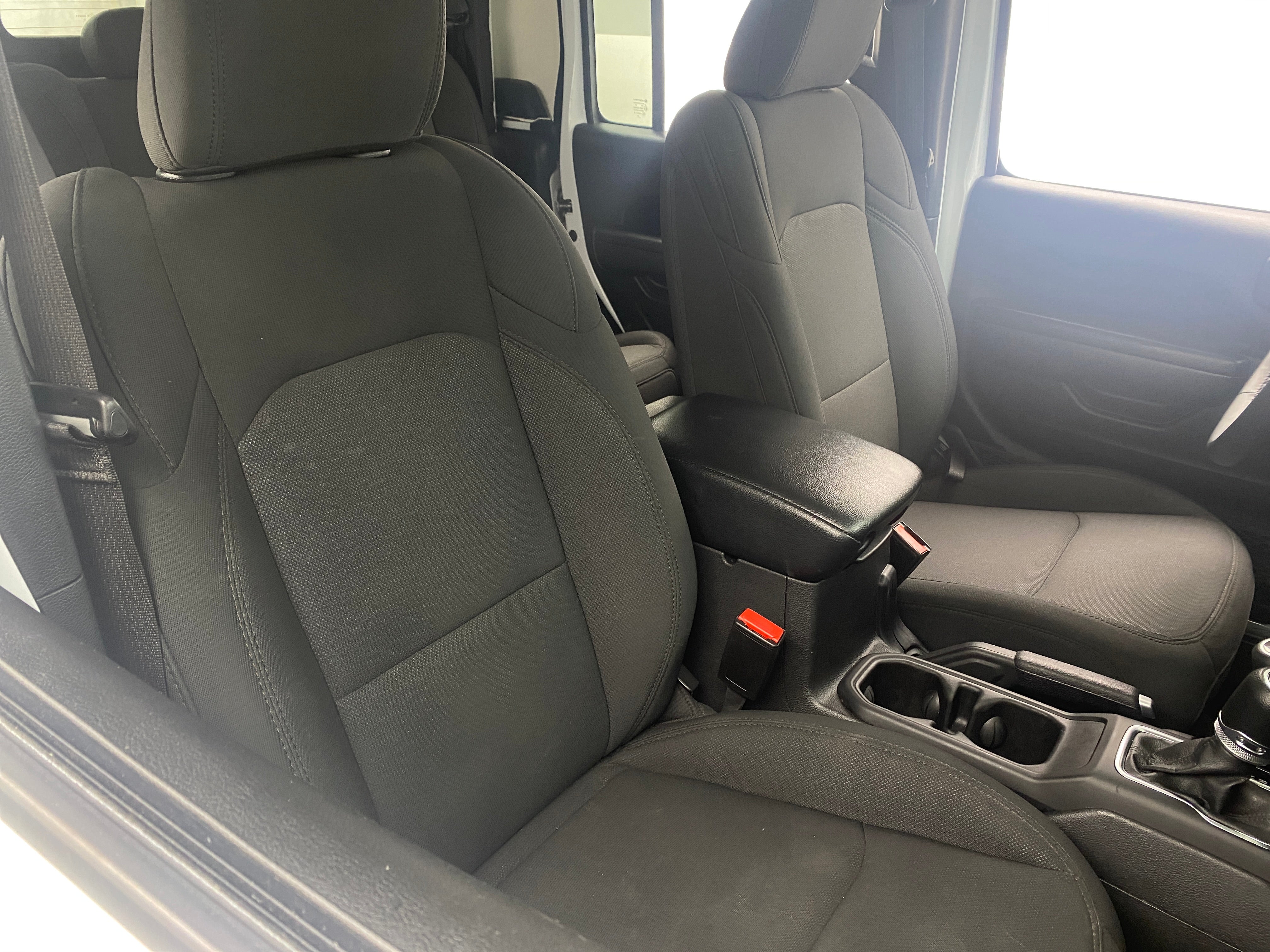 2023 Jeep Gladiator Sport S 2