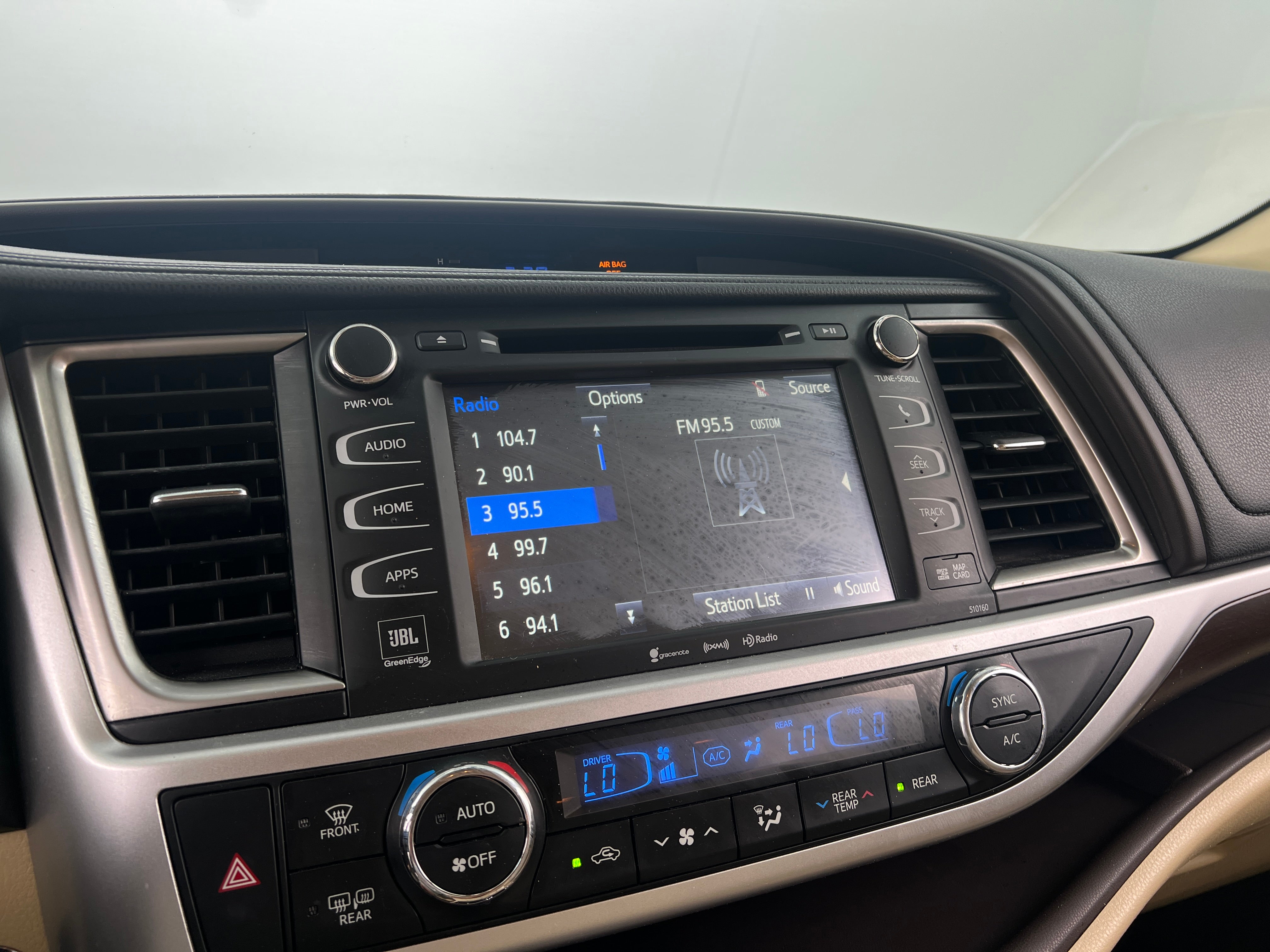 2016 Toyota Highlander Limited 3