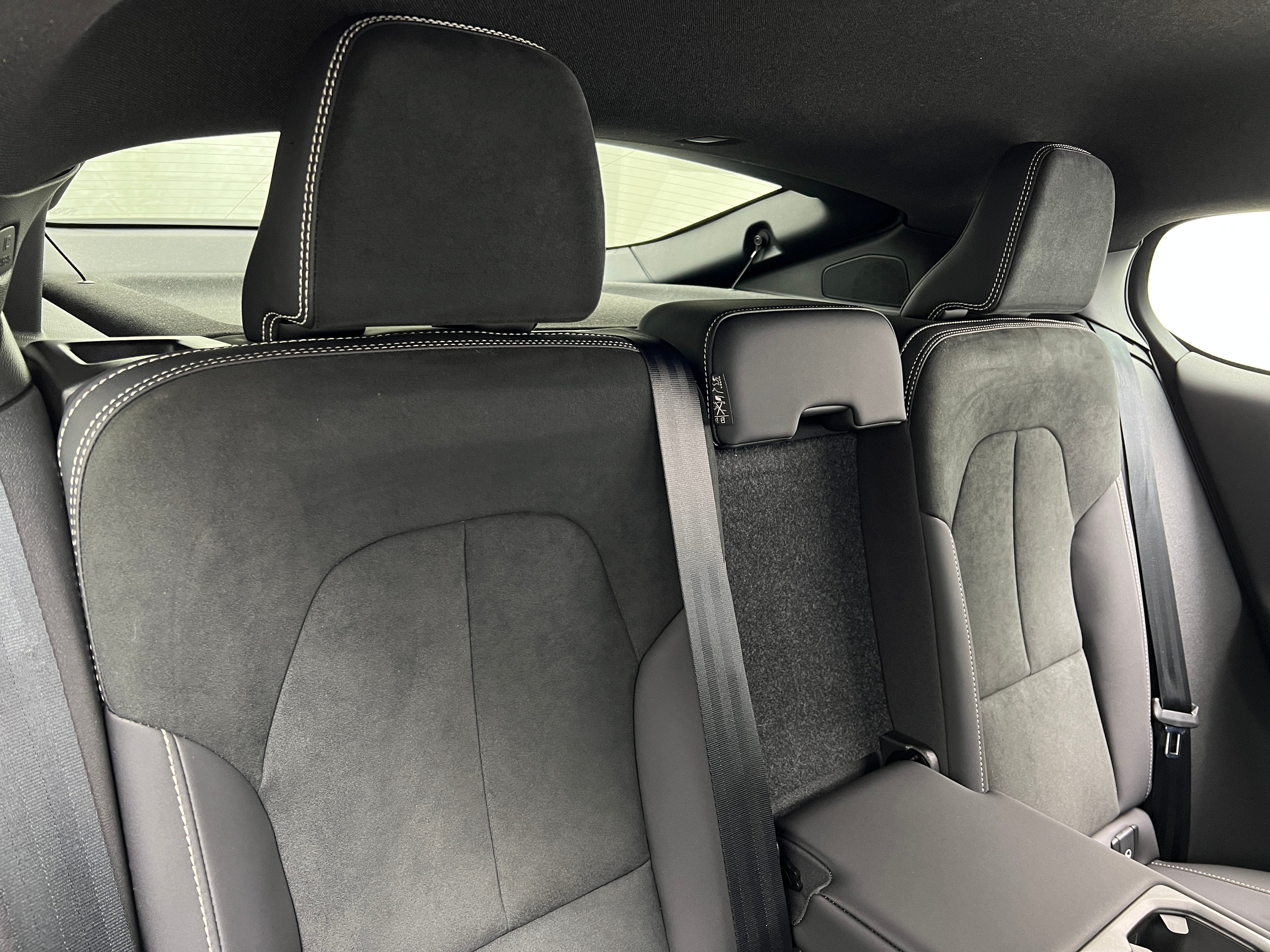 2023 Volvo C40 Plus 6