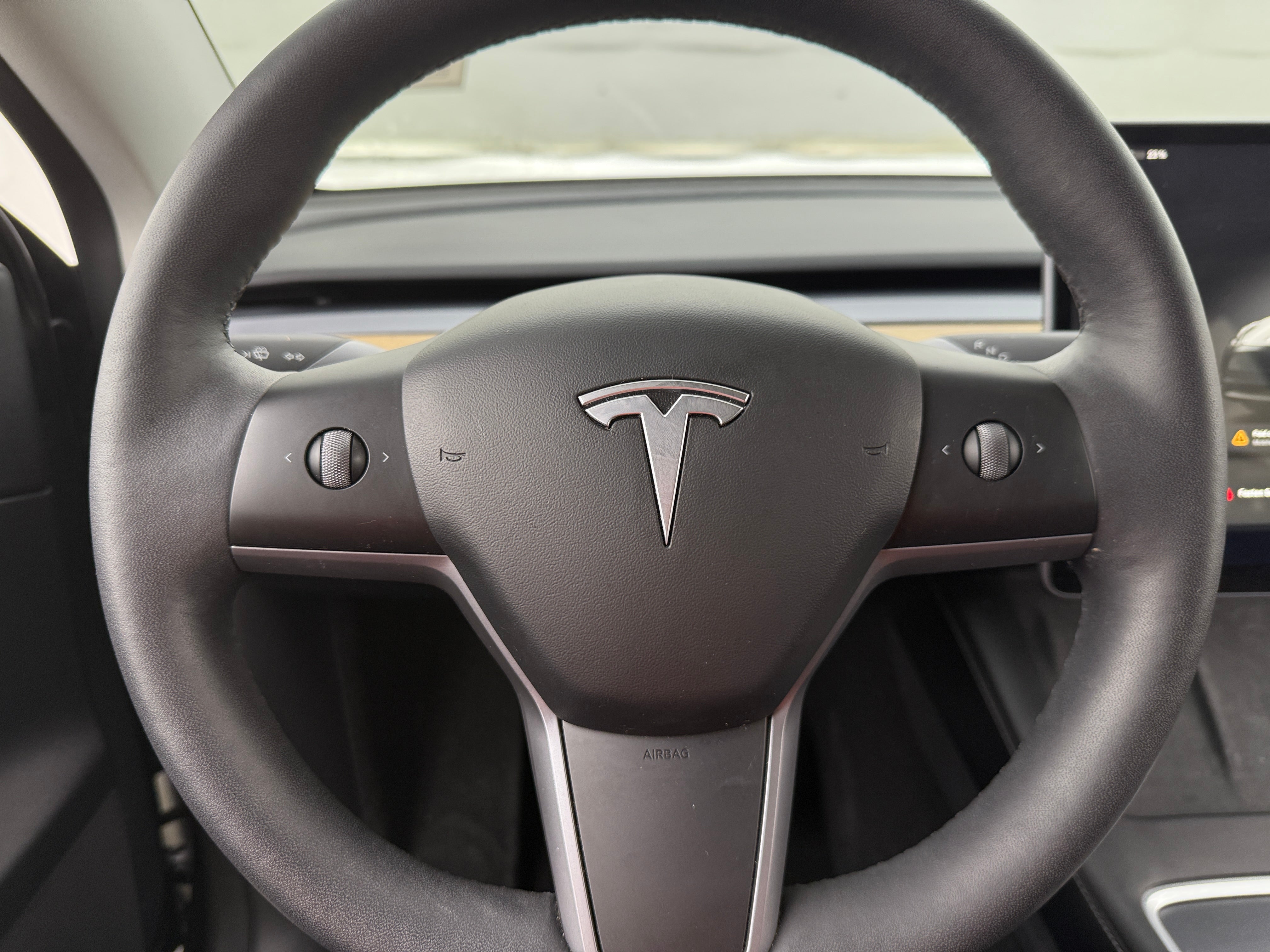 2022 Tesla Model Y Long Range 4