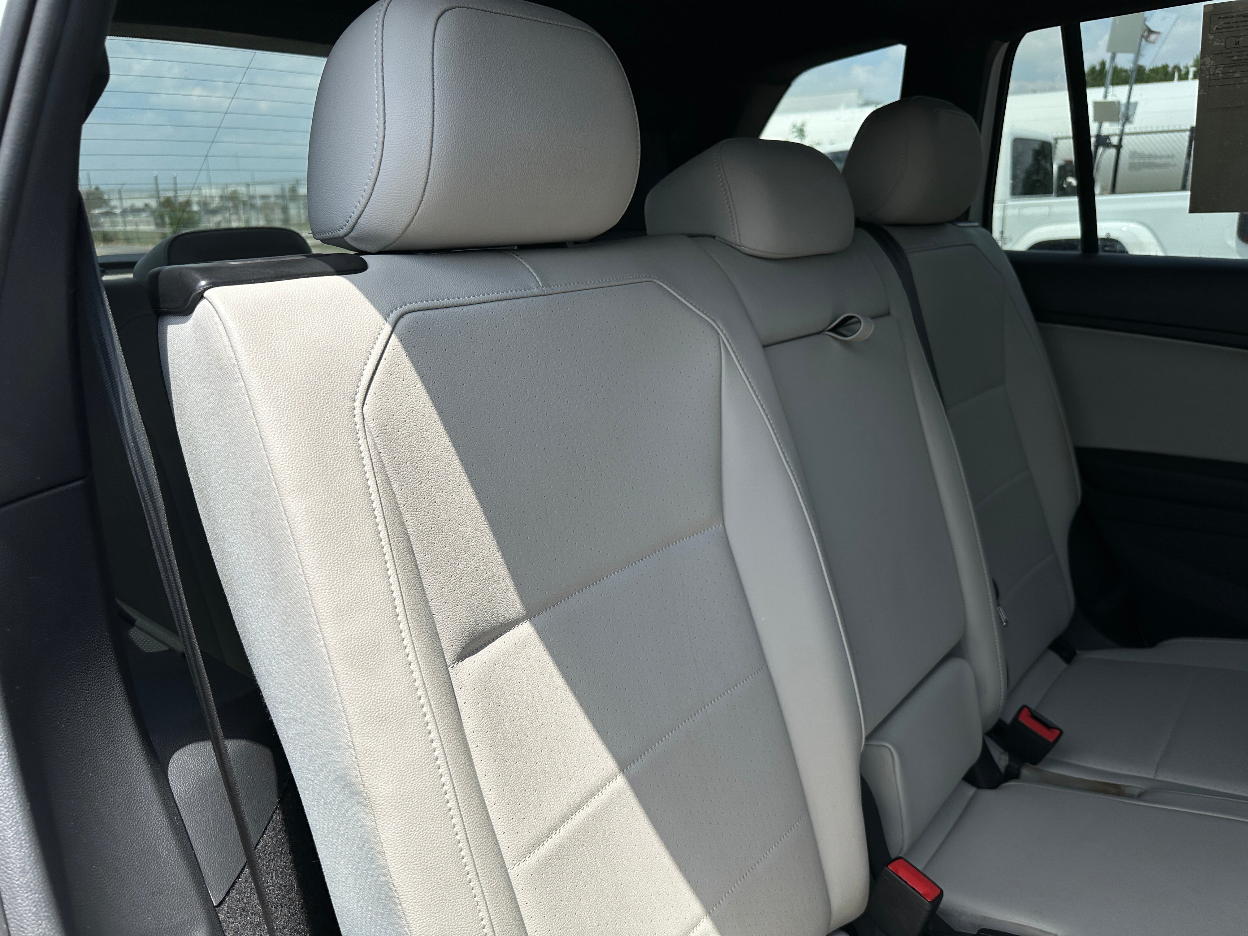 2020 Volkswagen Tiguan SE R-Line Black 5