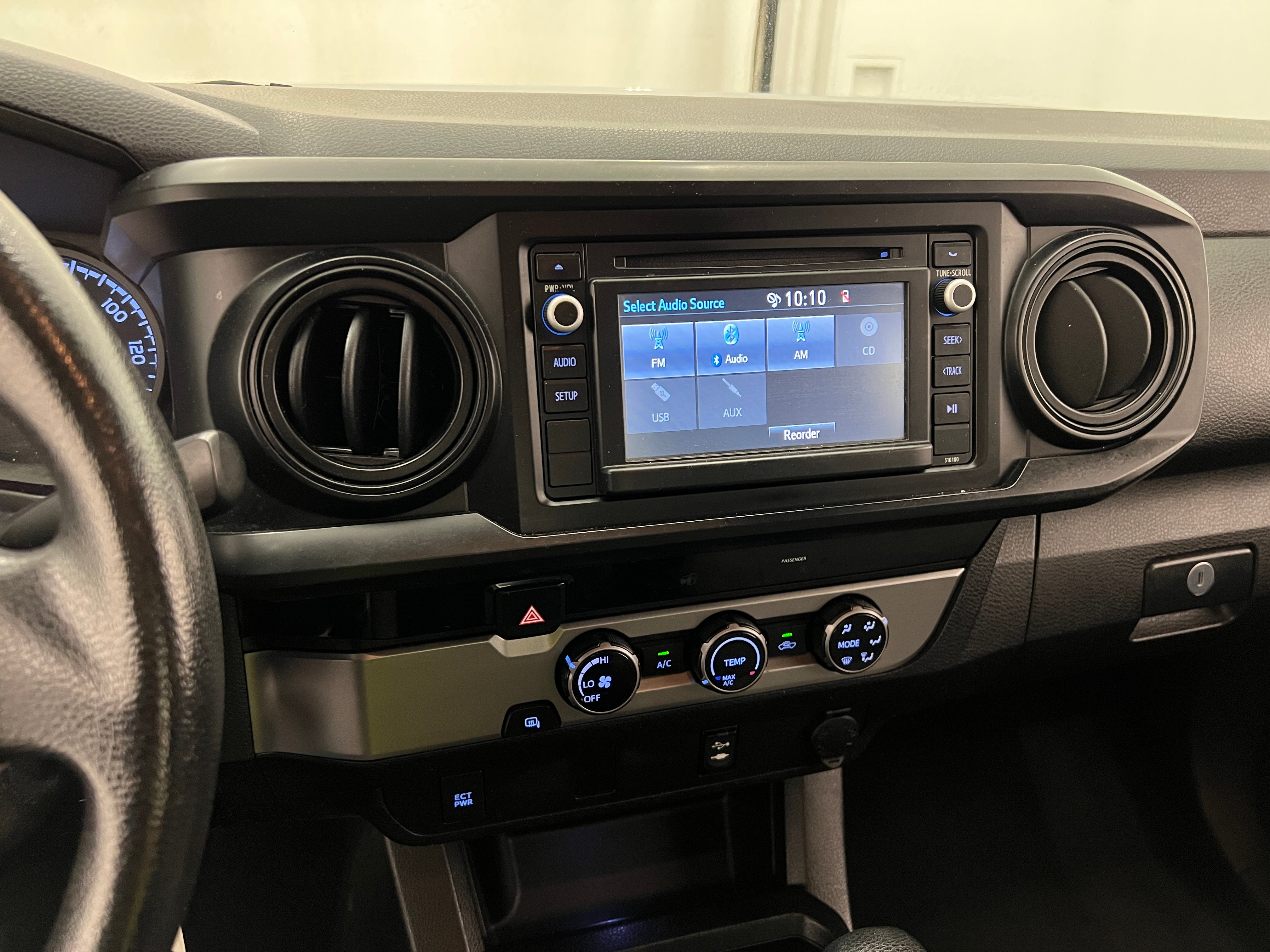 2016 Toyota Tacoma SR 4