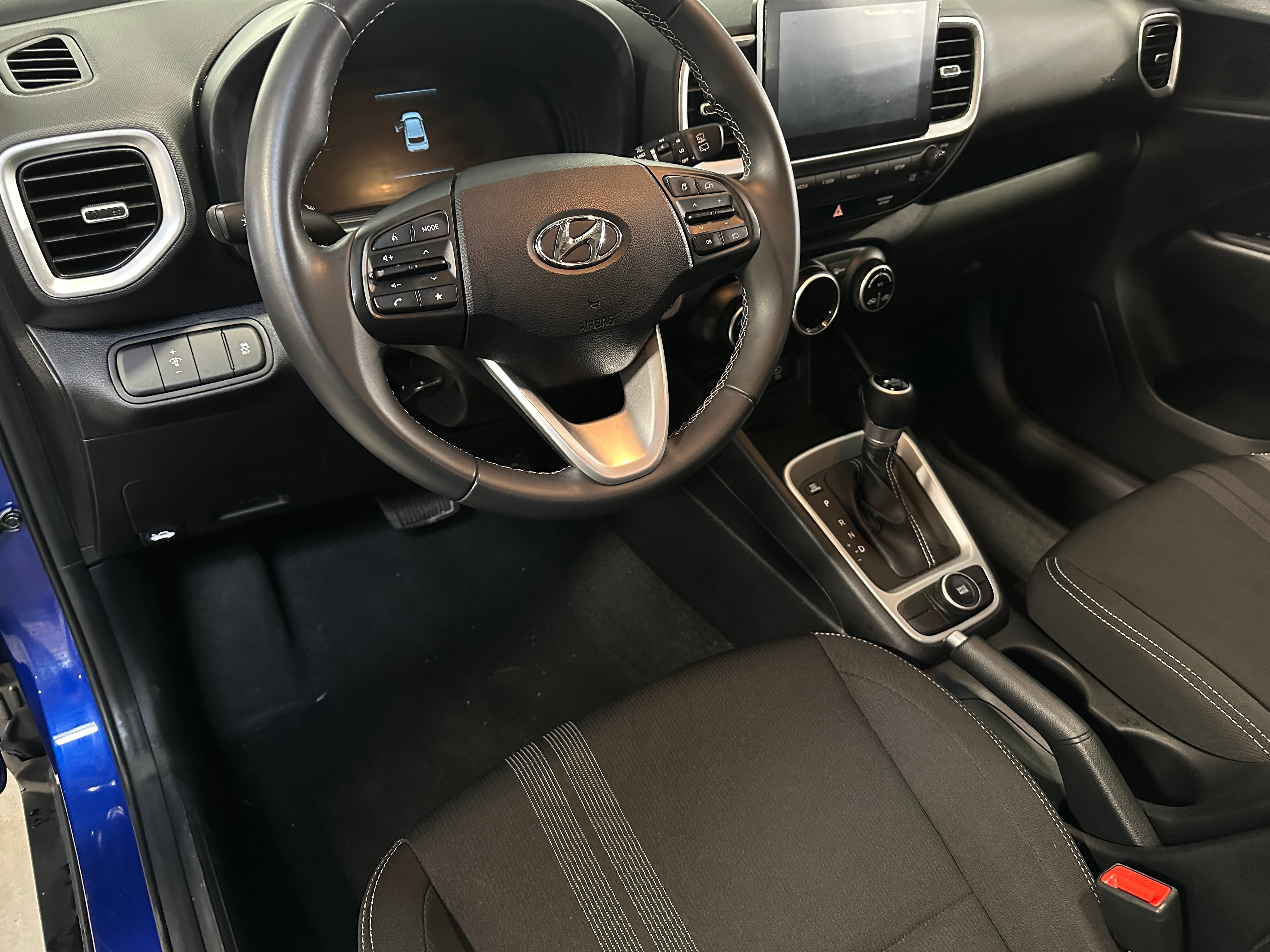 2024 Hyundai Venue SEL 3