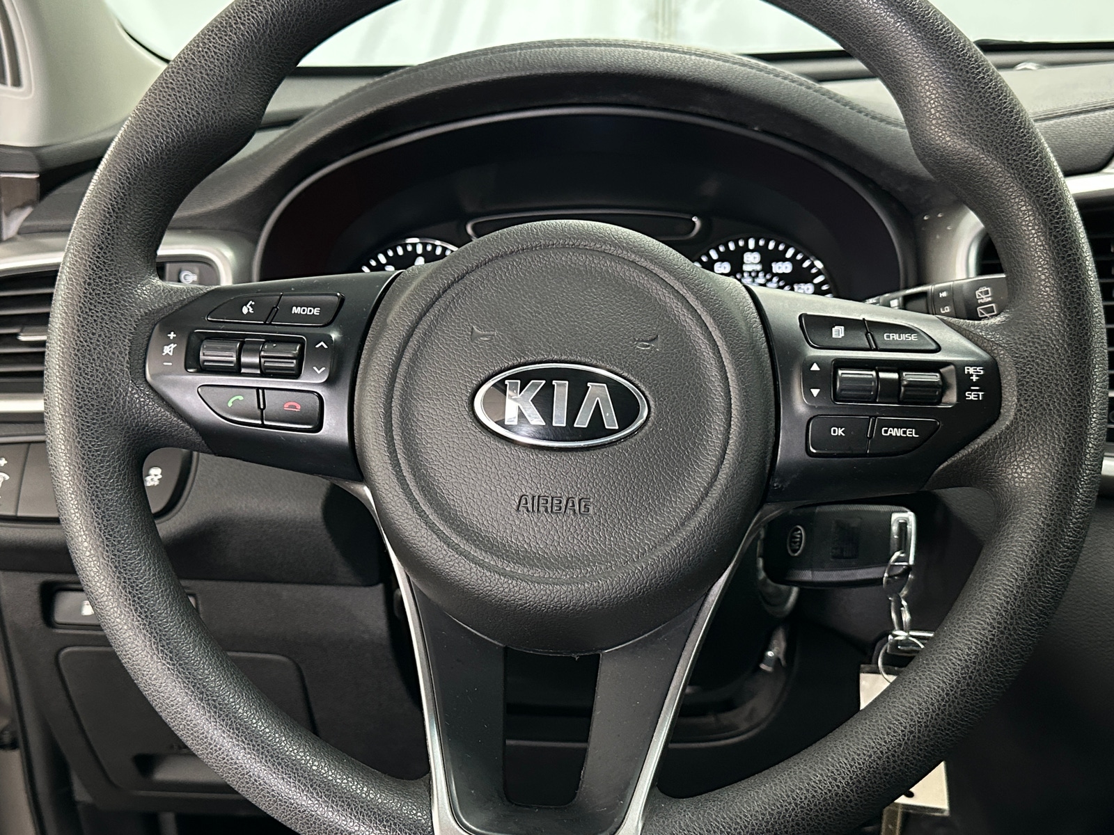 Thumbnail: 2018 Kia Sorento - 5