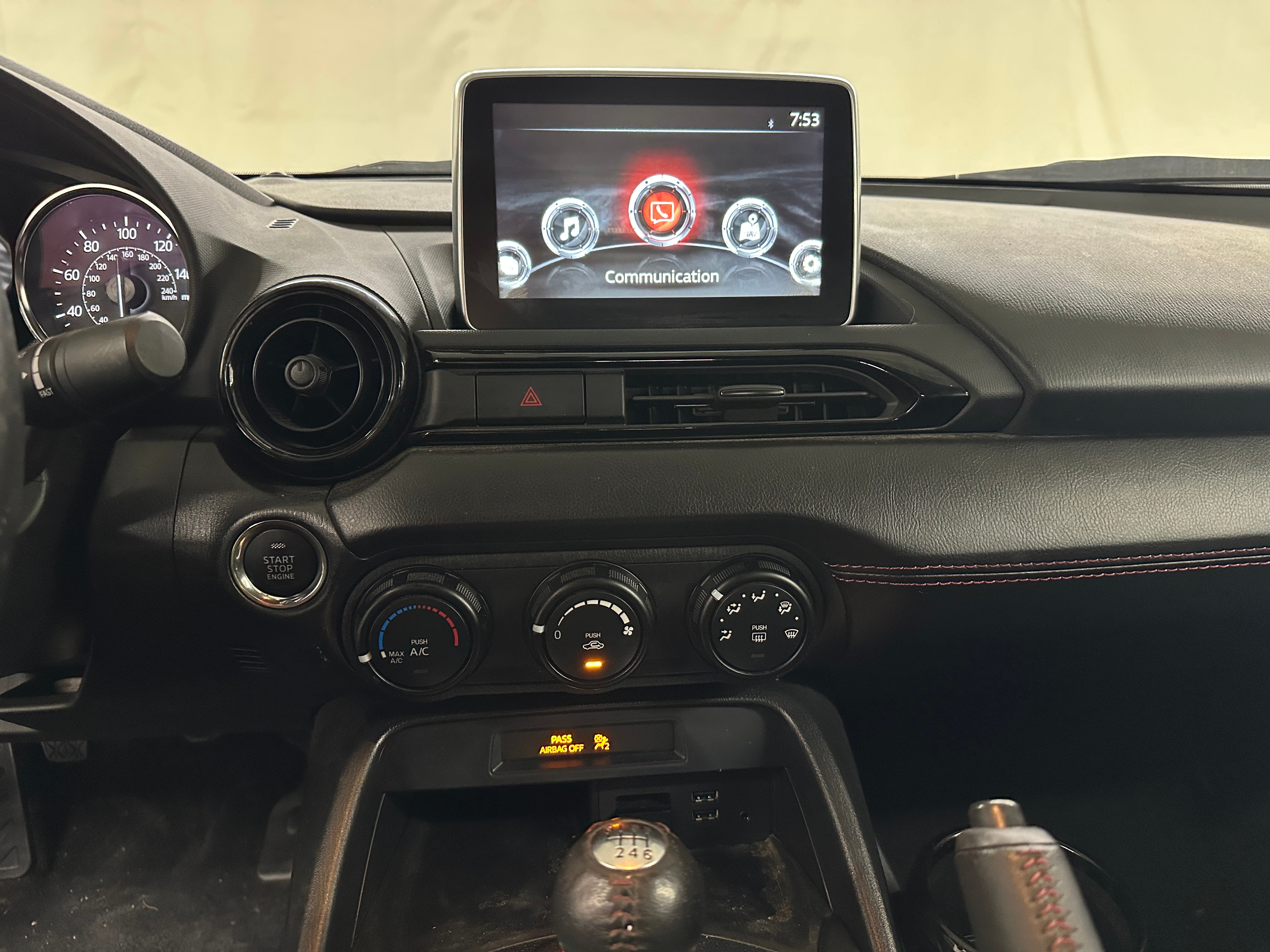 2016 Mazda MX-5 Miata Club 4