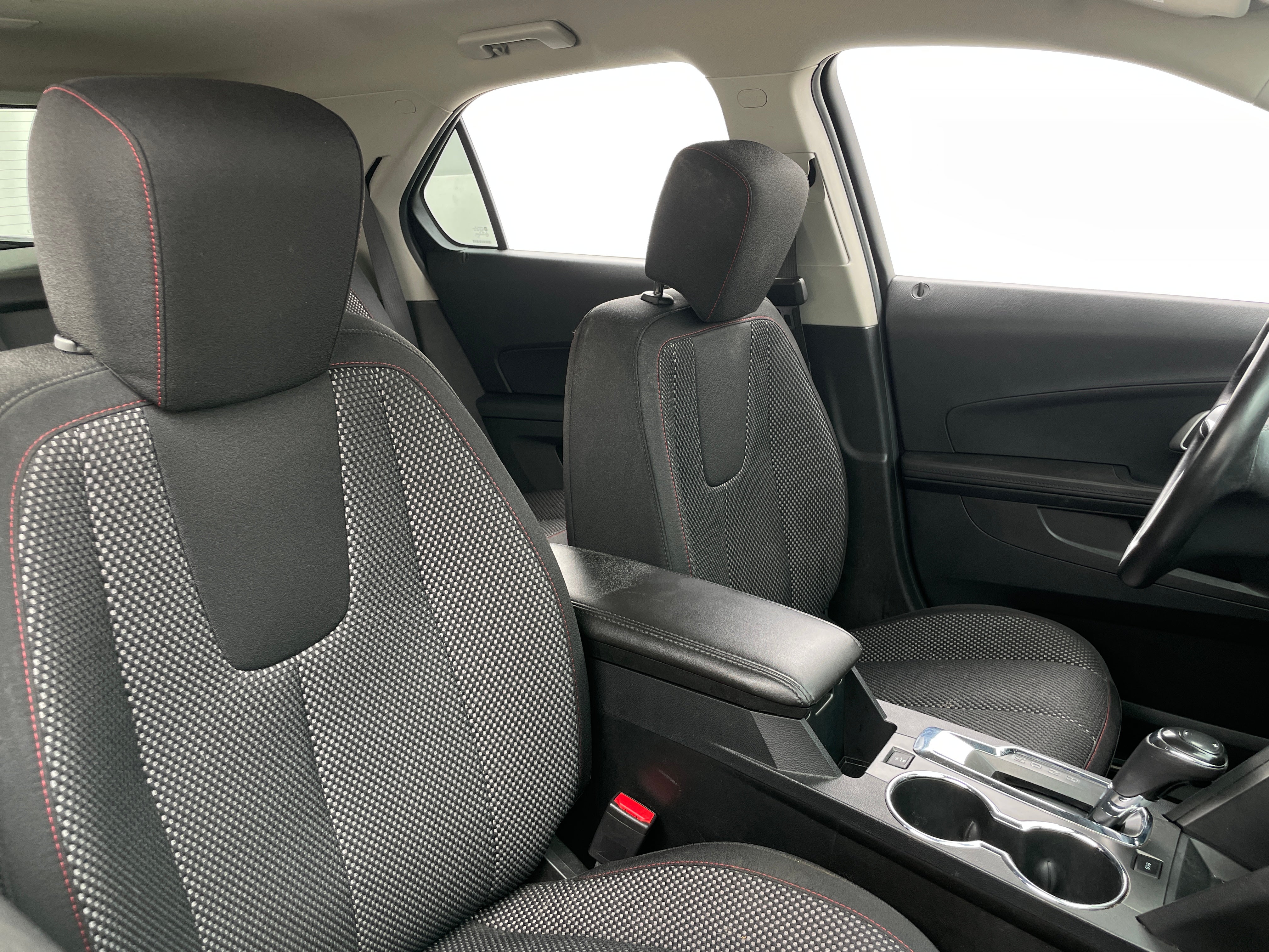2017 Chevrolet Equinox LT 2