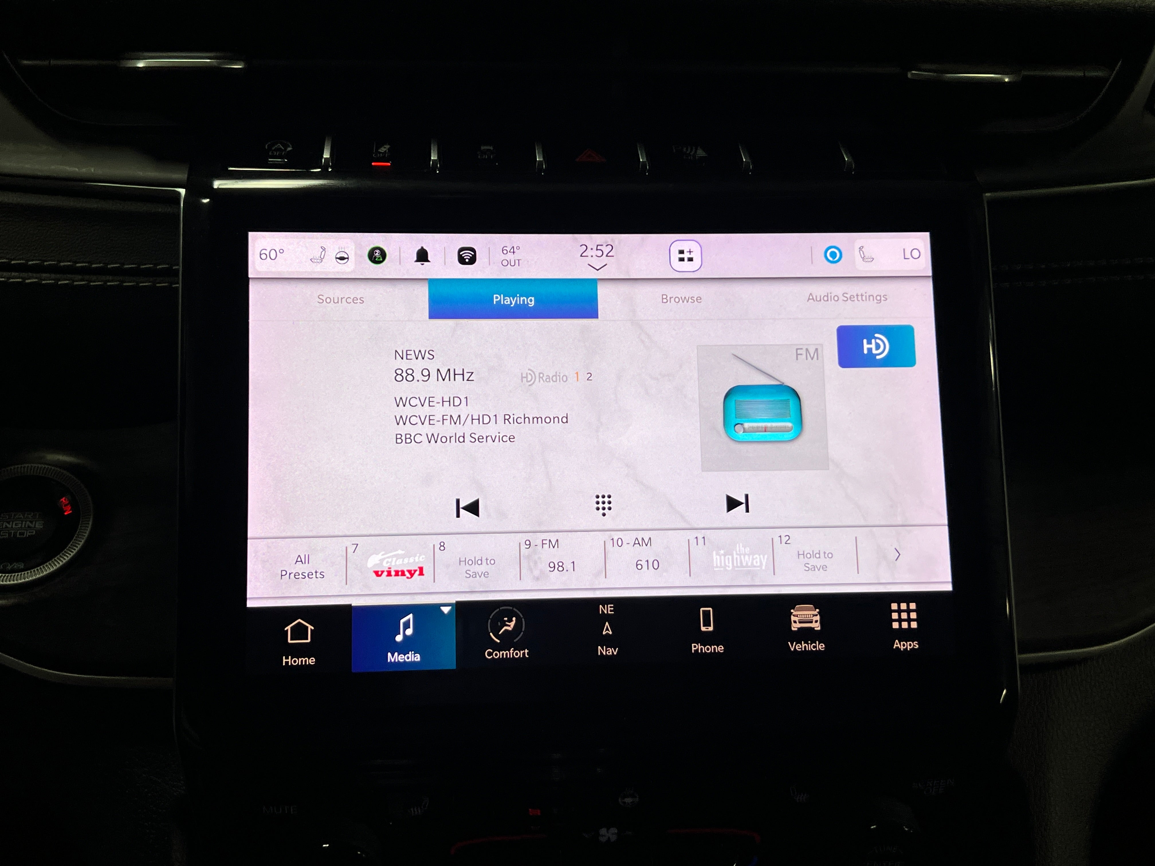 2022 Jeep Grand Cherokee Limited Edition 3