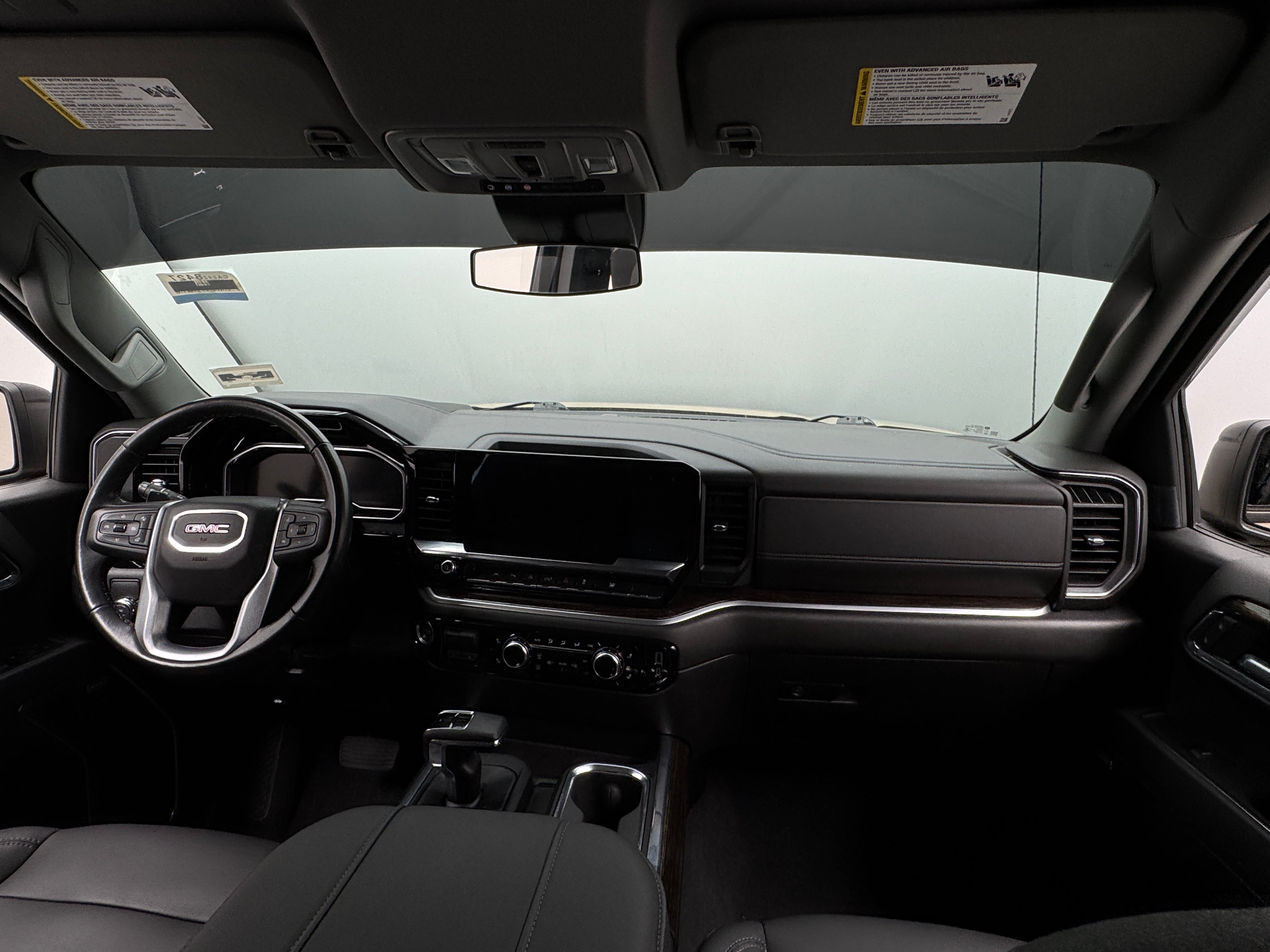 2023 GMC Sierra 1500 Elevation 3