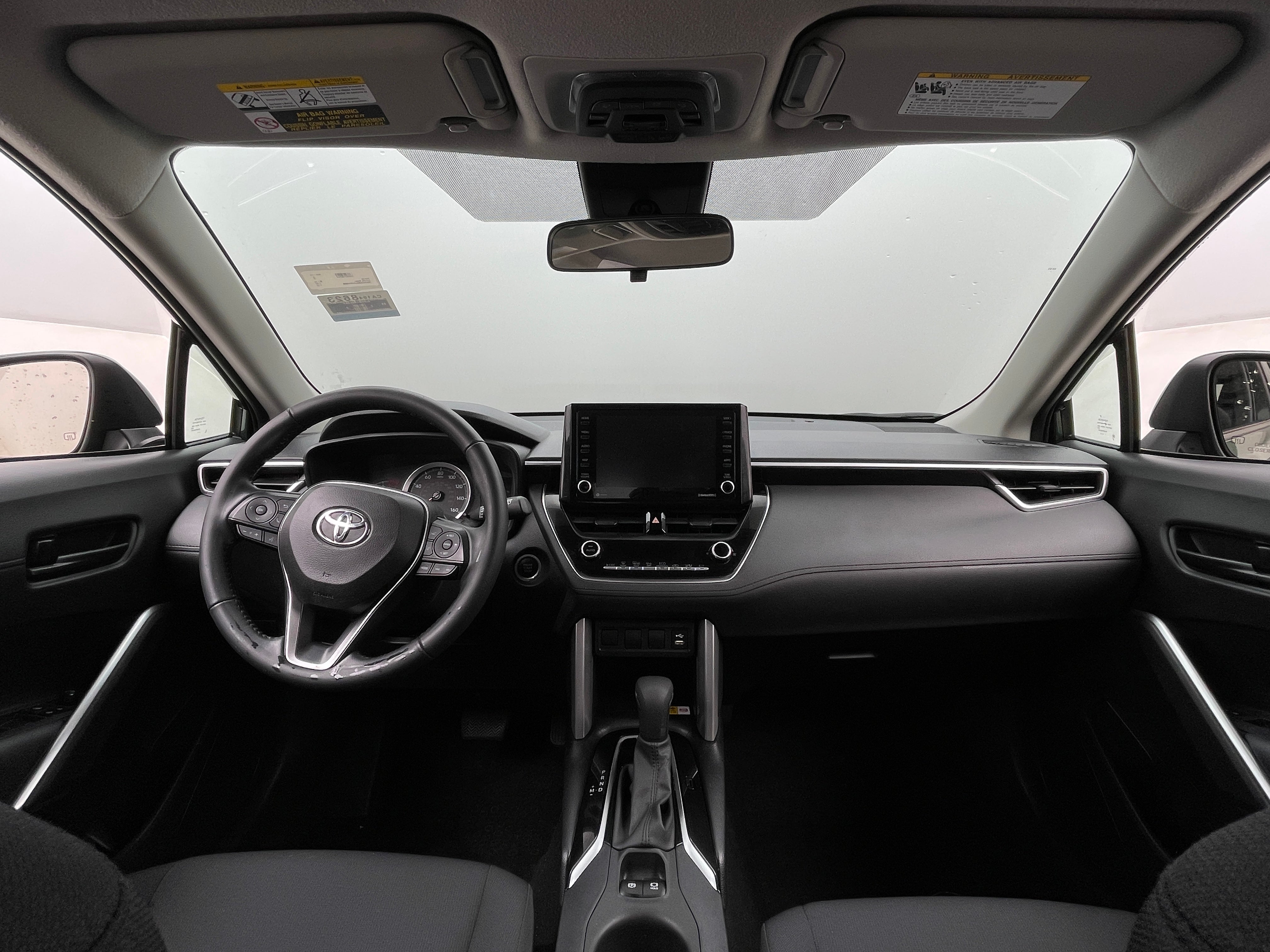 2022 Toyota Corolla Cross LE 3