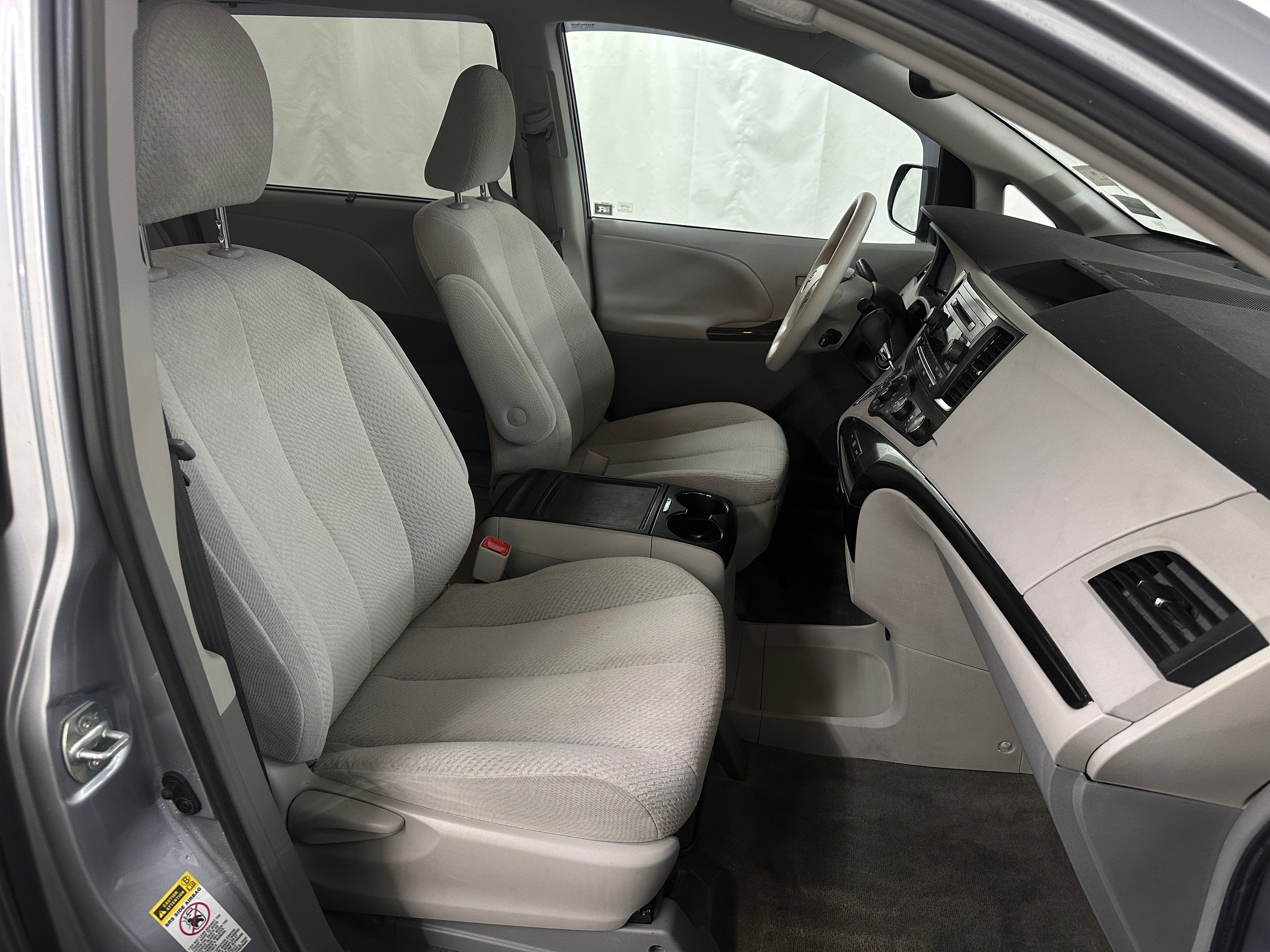 2012 Toyota Sienna LE 2