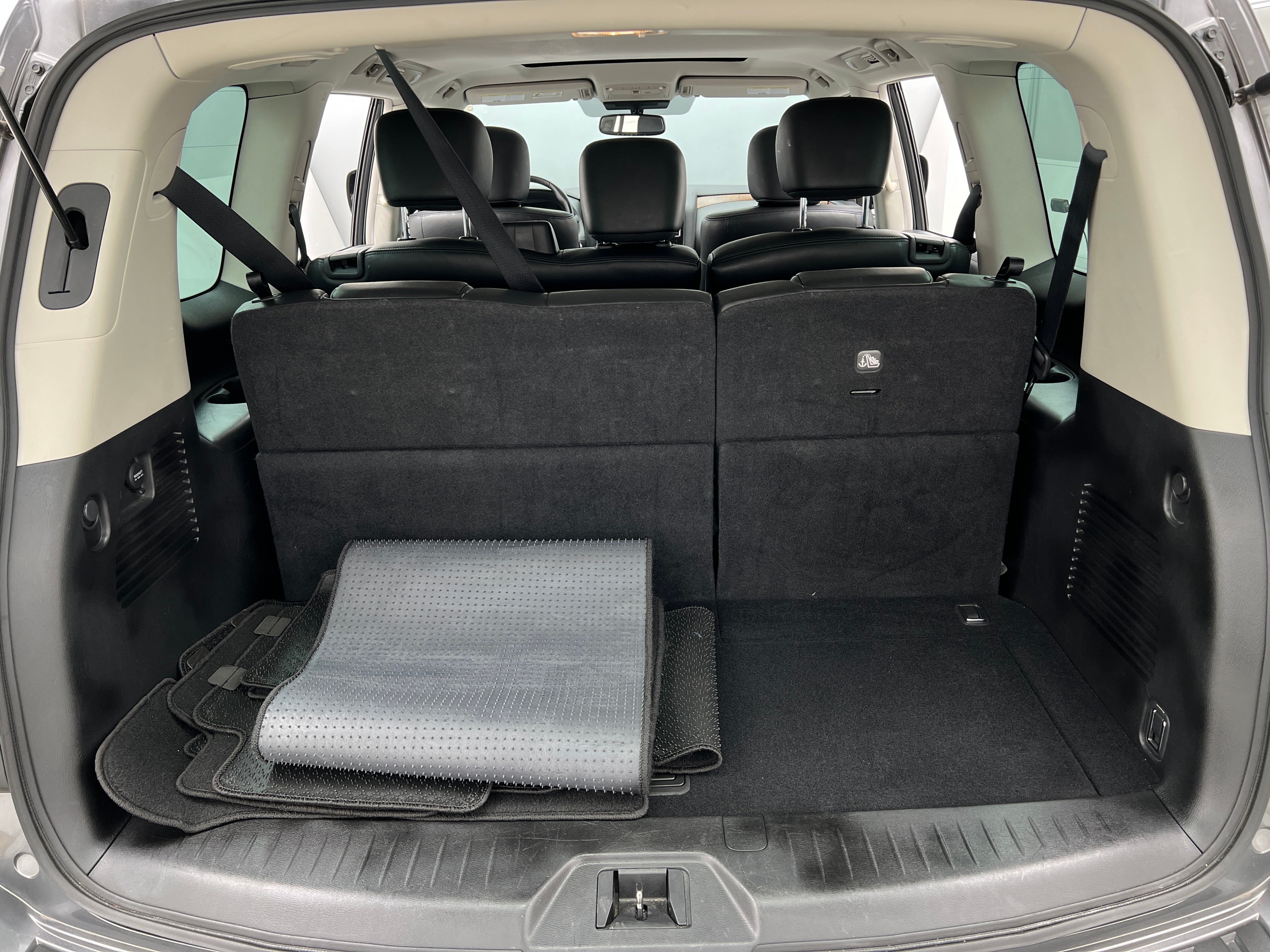 2023 Nissan Armada SL 6