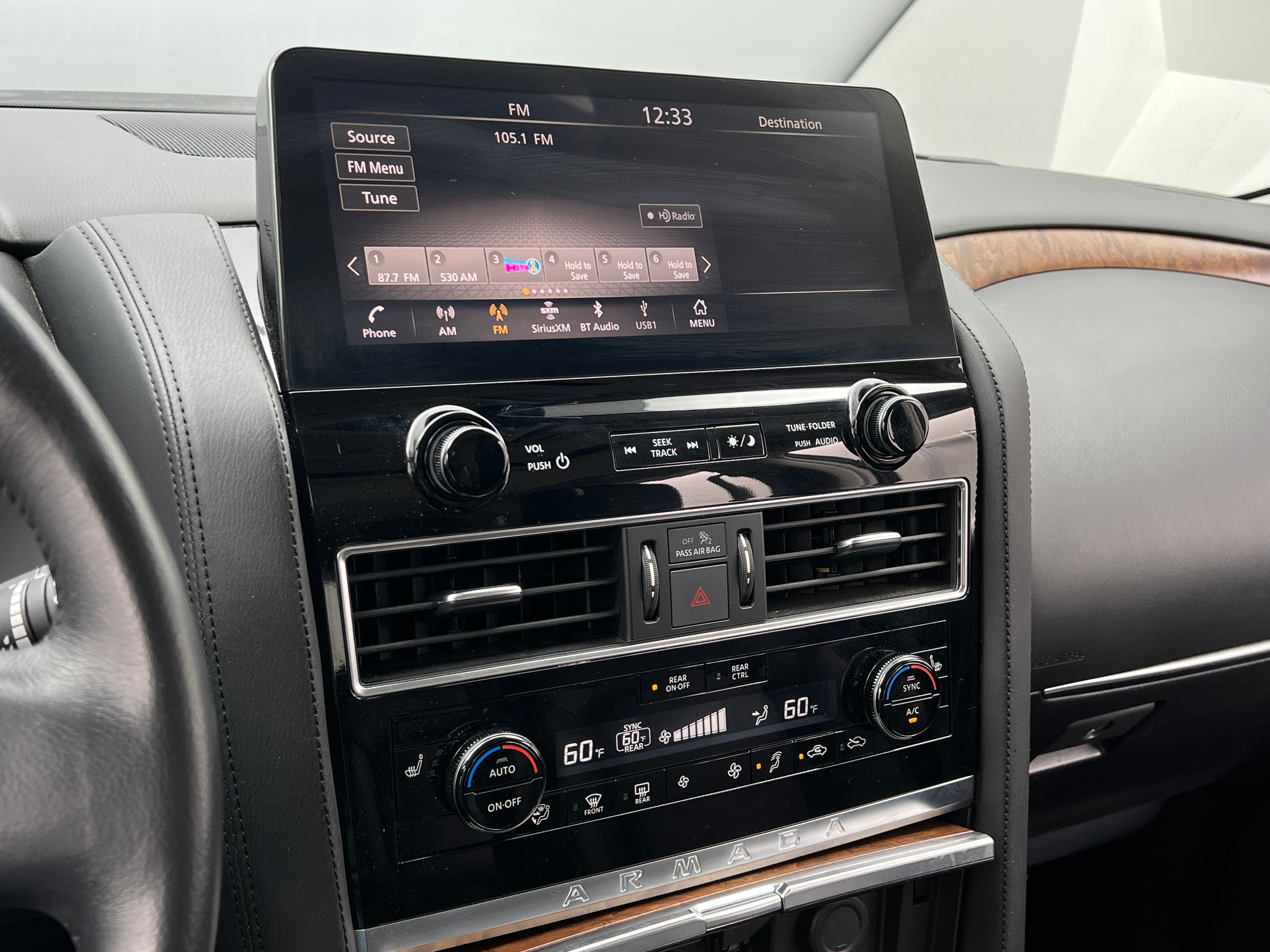 2023 Nissan Armada SL 3