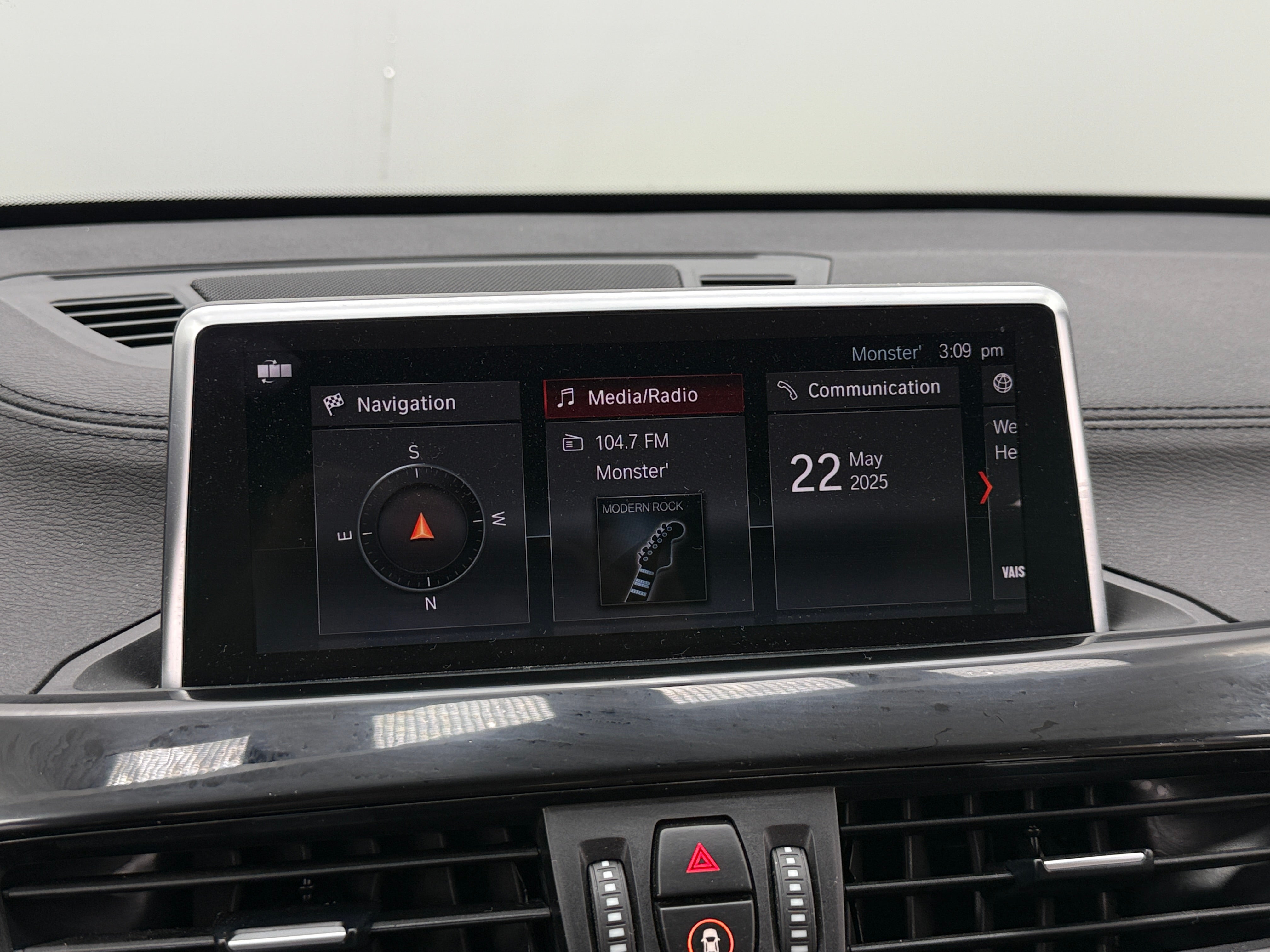 2022 BMW X1 xDrive28i 3
