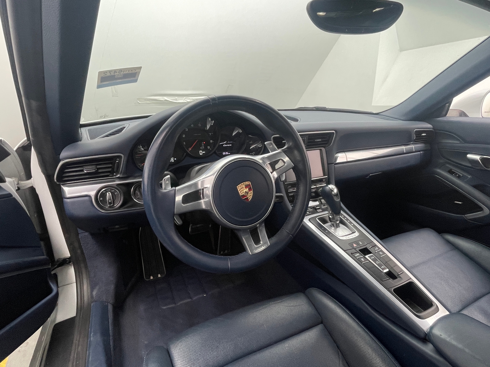 Thumbnail: 2014 Porsche 911 - 4