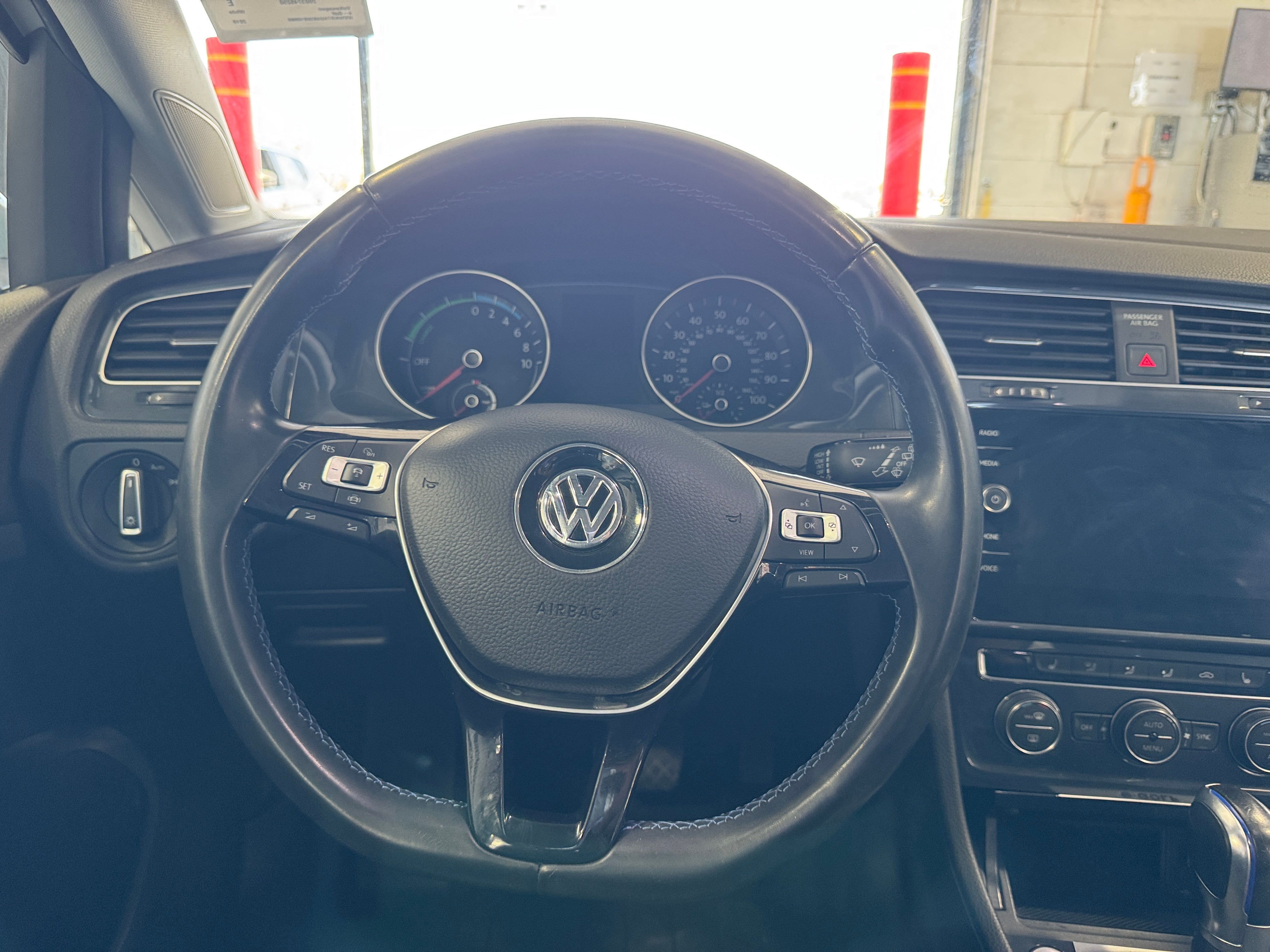 2019 Volkswagen e-Golf SE 5