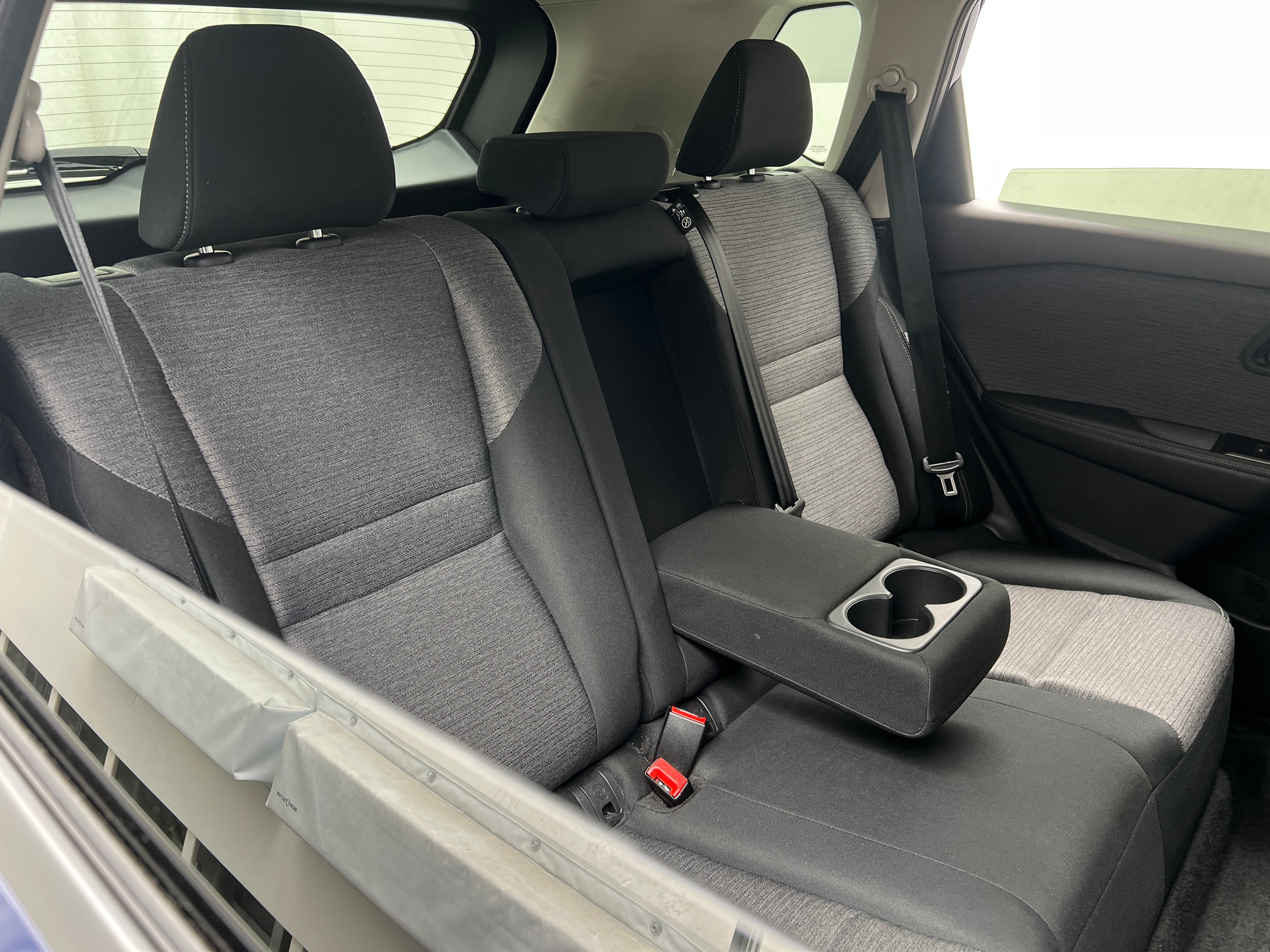 2023 Nissan Rogue SV 6