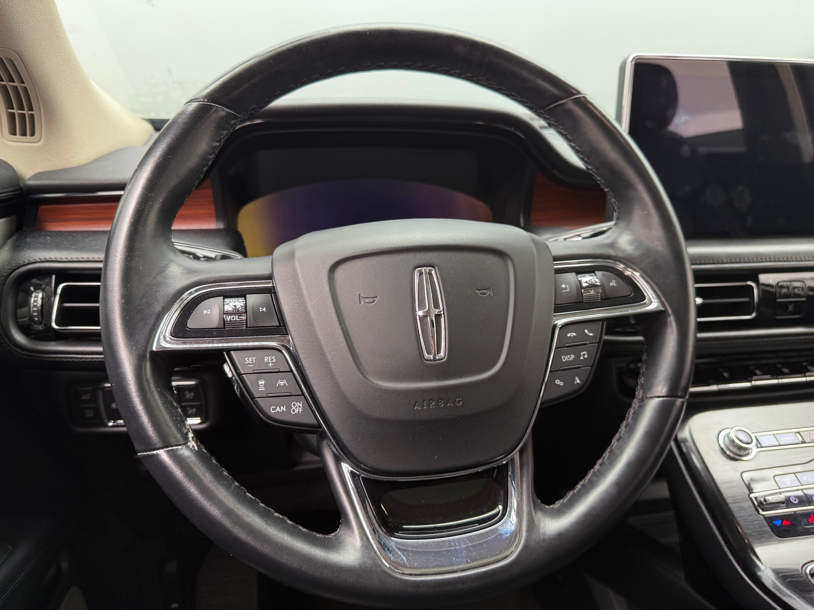 Thumbnail: 2021 Lincoln Nautilus - 4