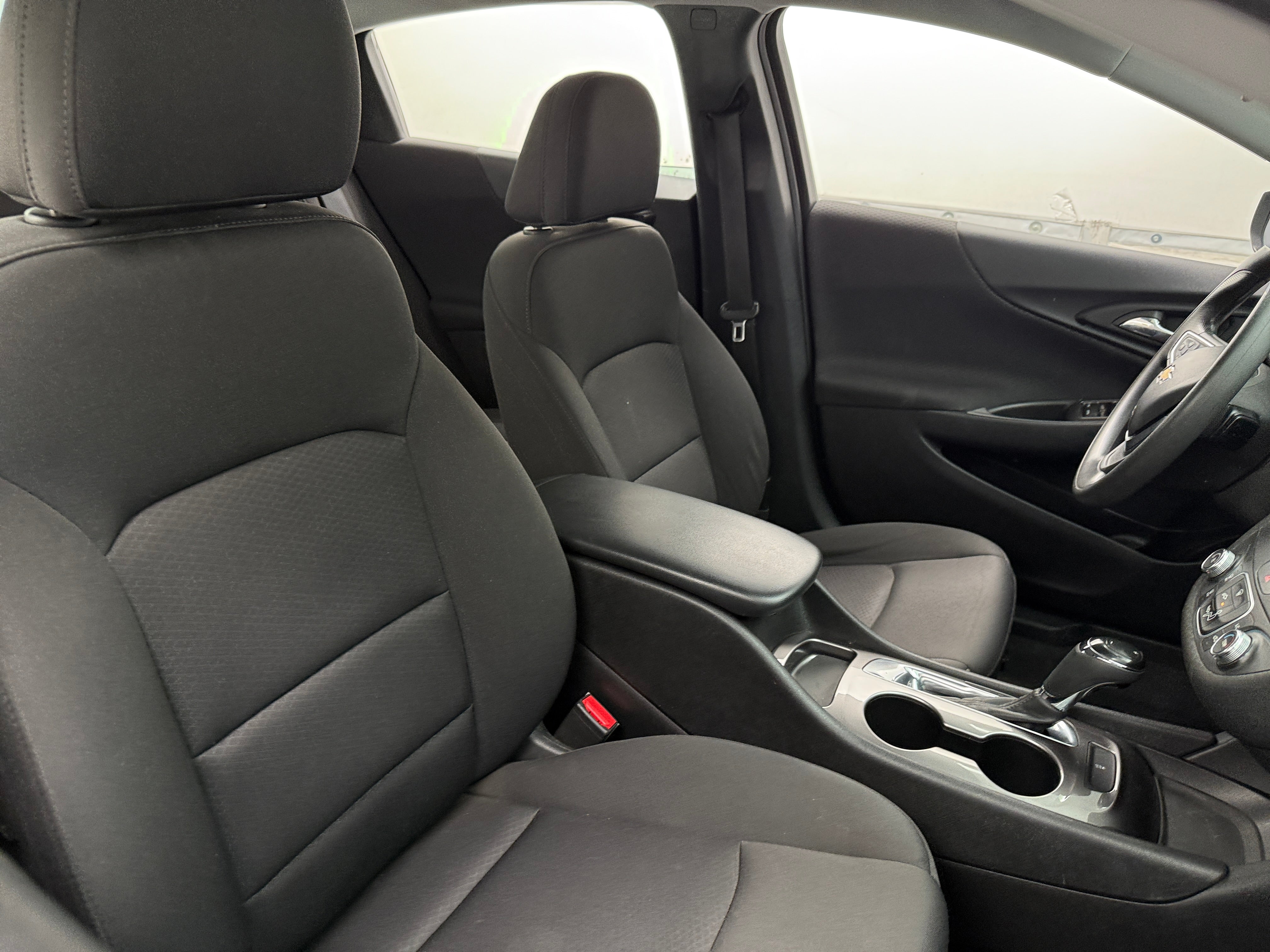 2019 Chevrolet Malibu LS 2