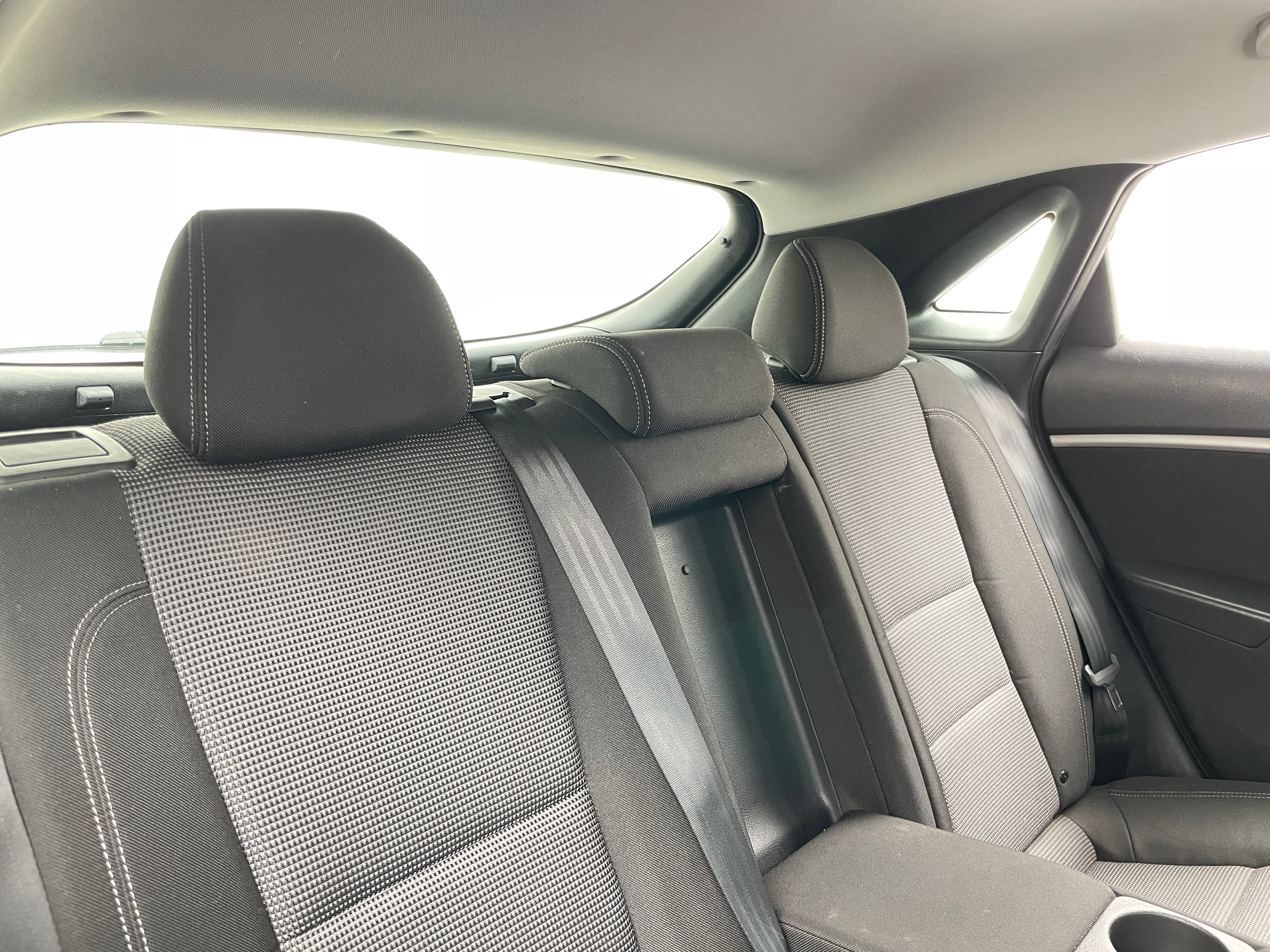 2017 Hyundai Elantra Base 6