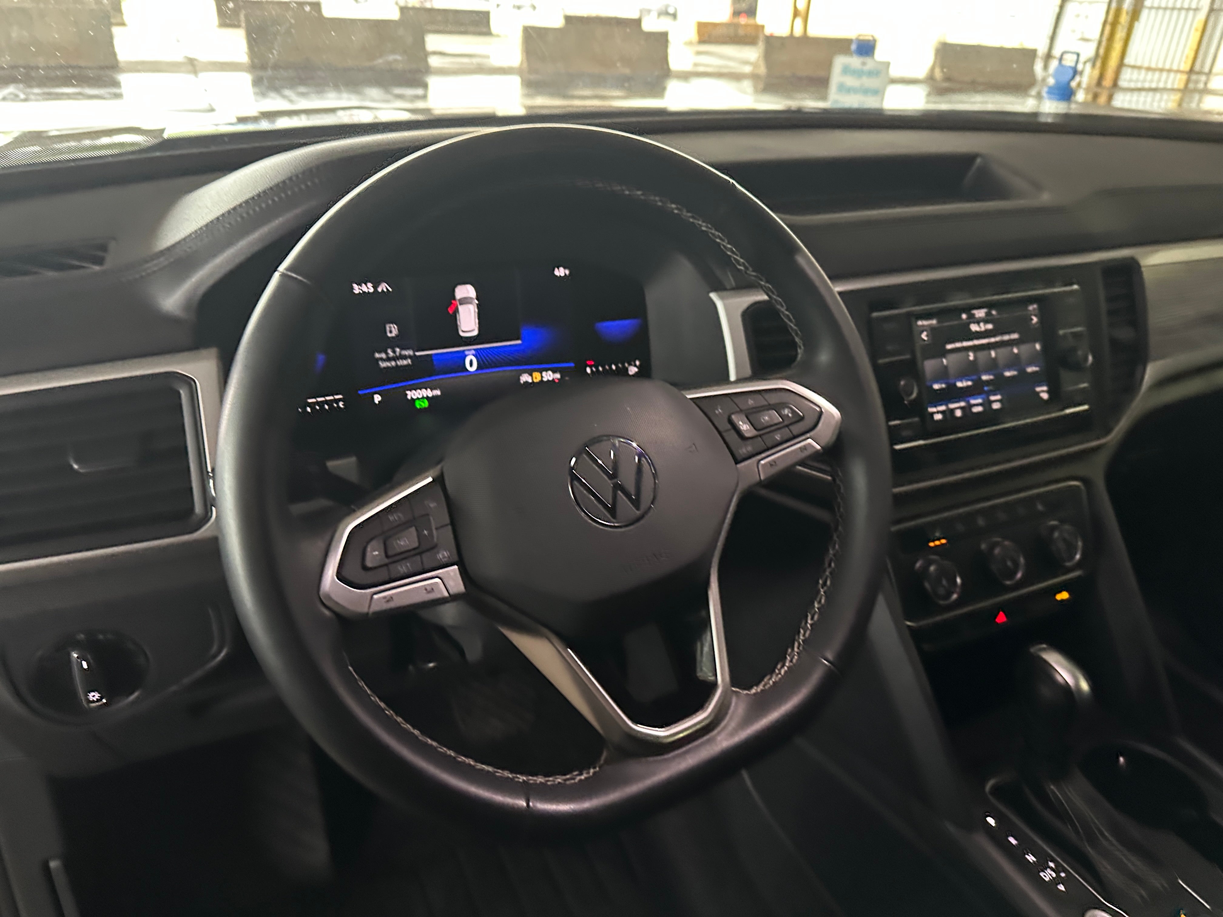 2022 Volkswagen Atlas SE 4