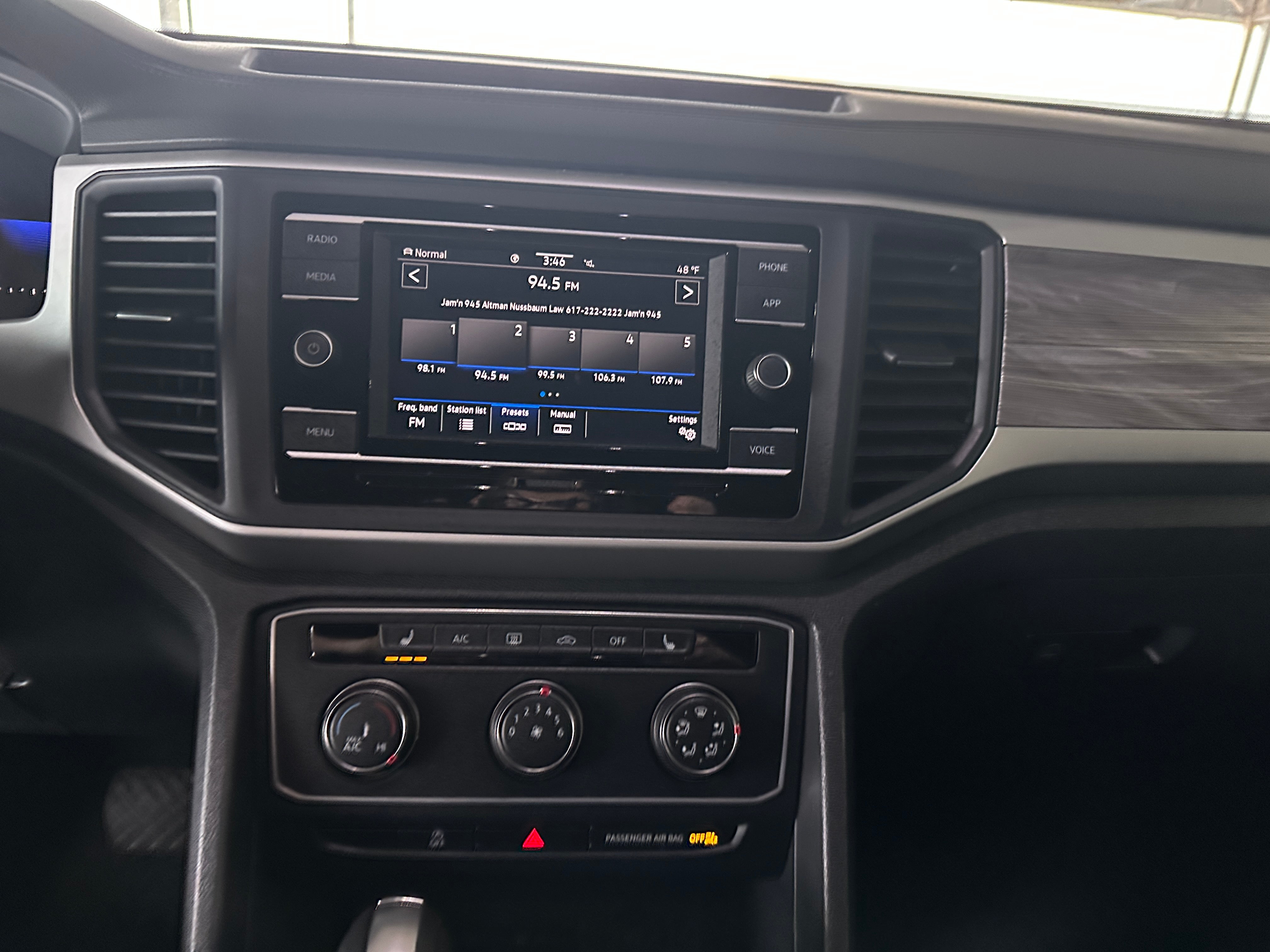2022 Volkswagen Atlas SE 3