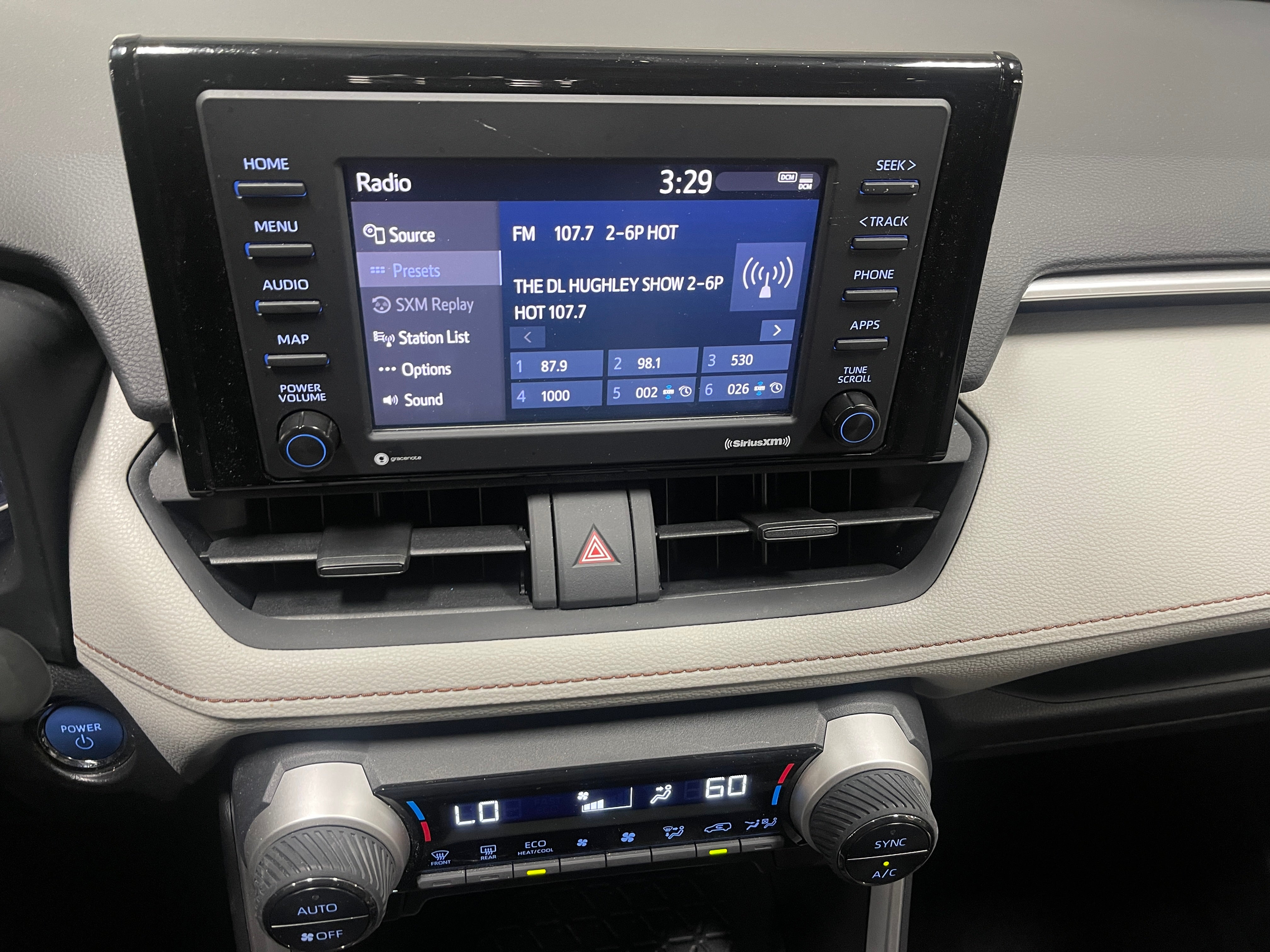 2022 Toyota RAV4 XLE 4