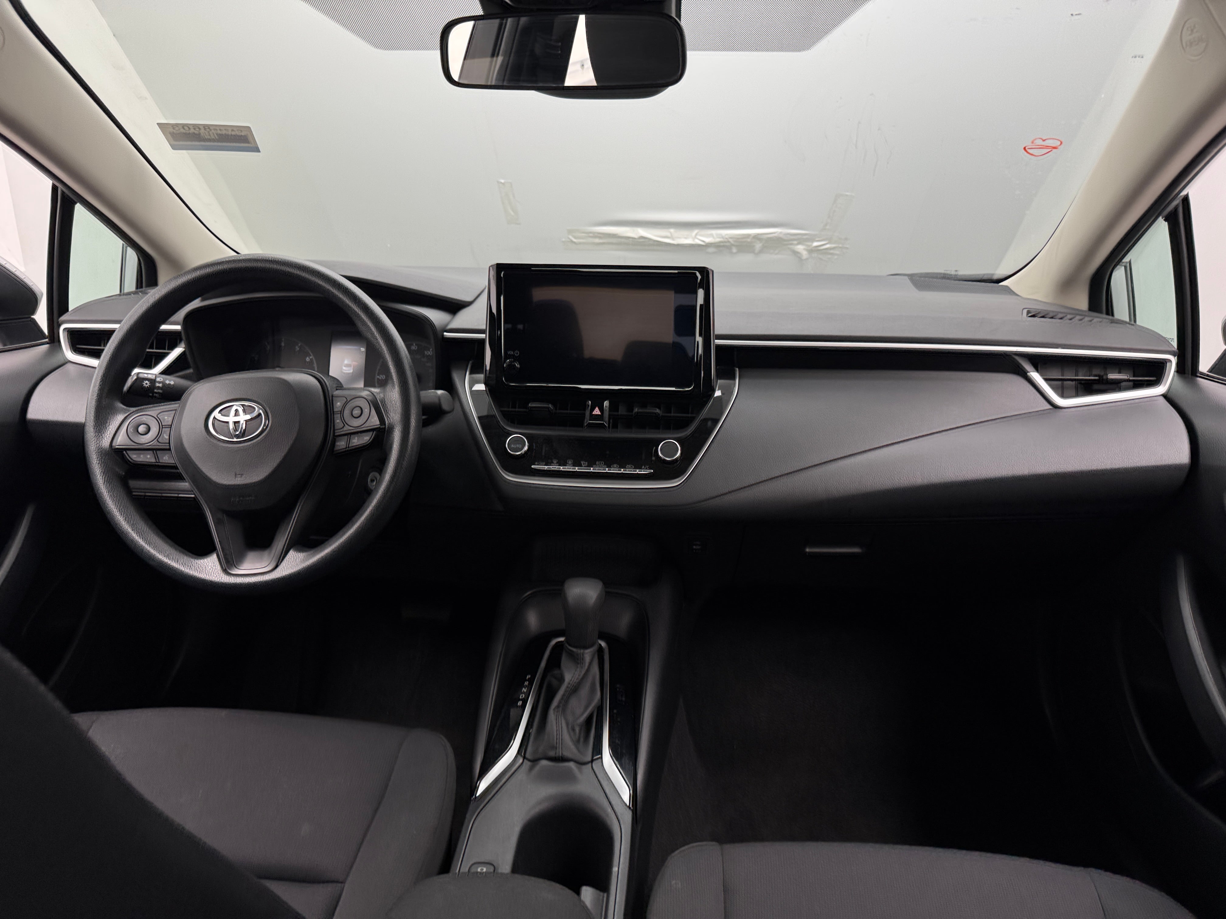 2023 Toyota Corolla LE 3