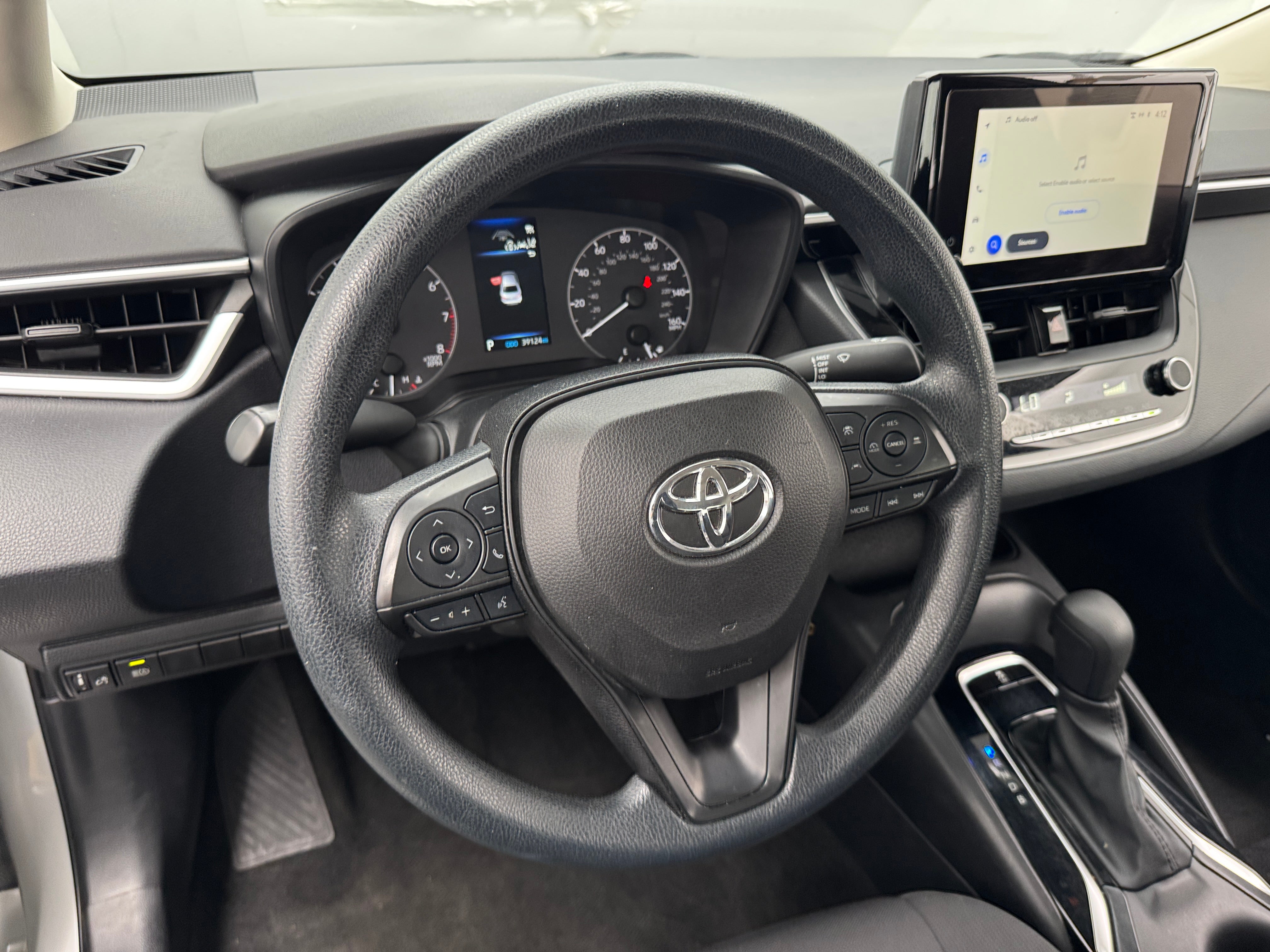 2023 Toyota Corolla LE 5