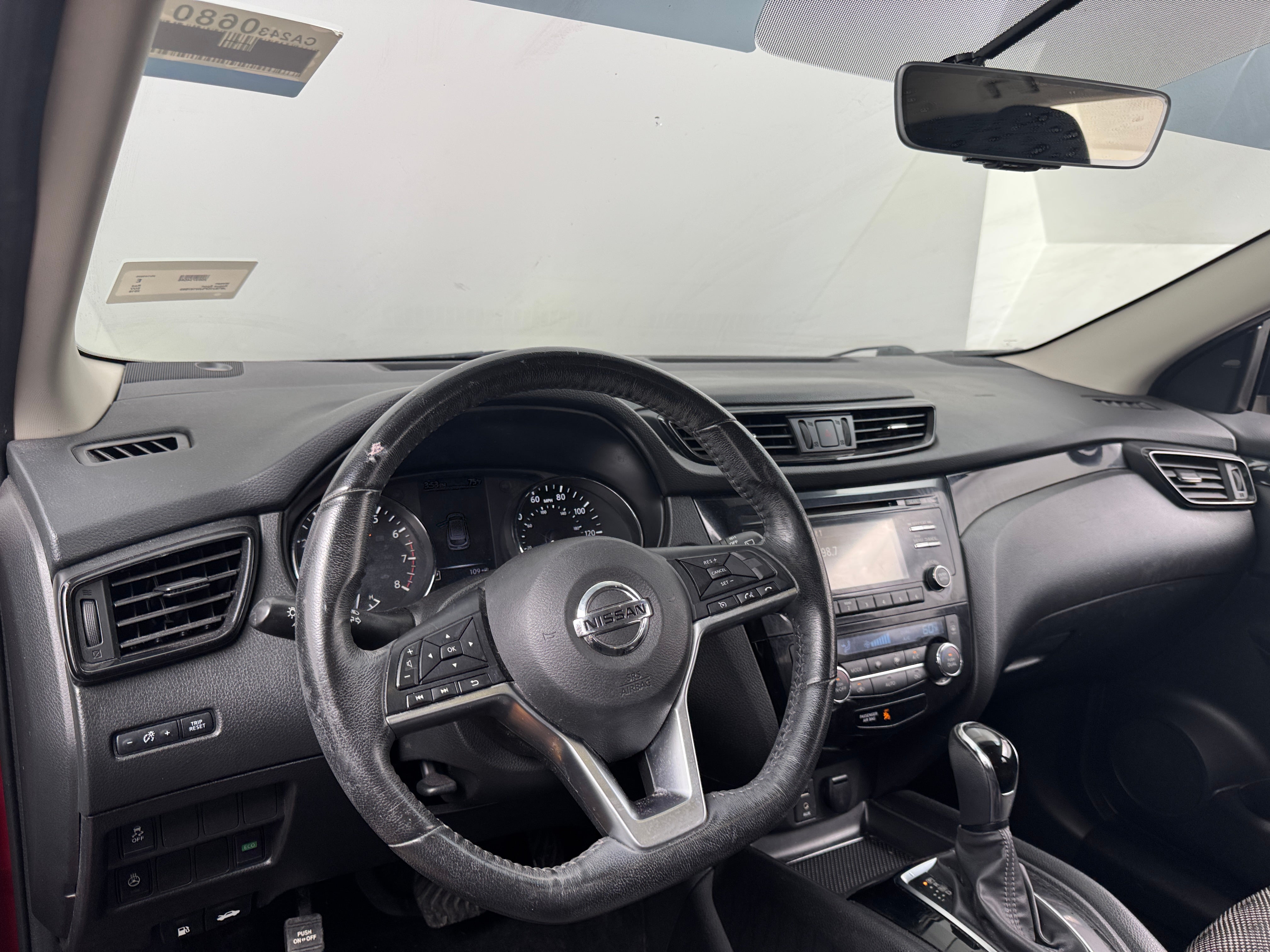 2018 Nissan Rogue Sport SV 3