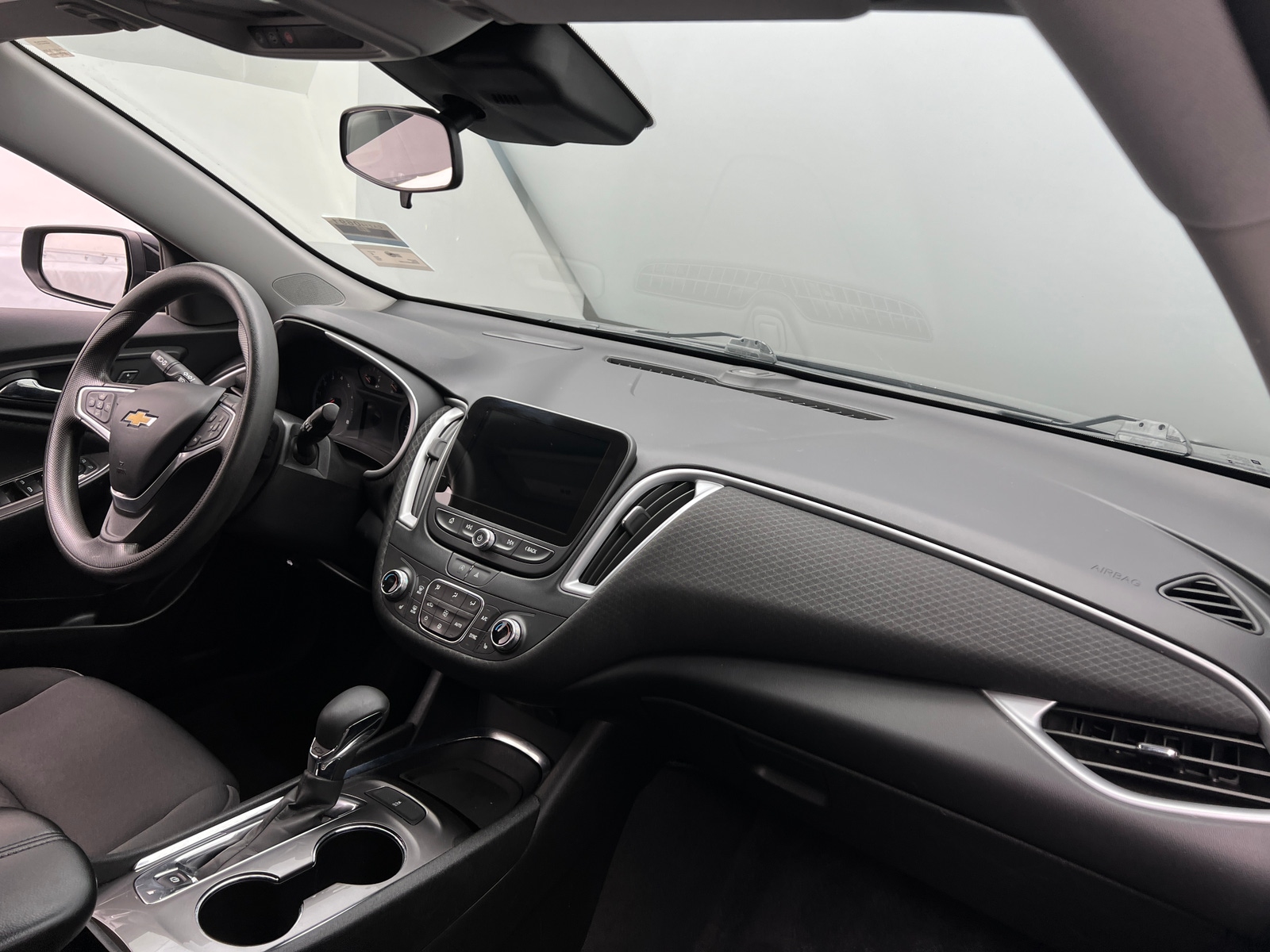 Thumbnail: 2023 Chevrolet Malibu - 3