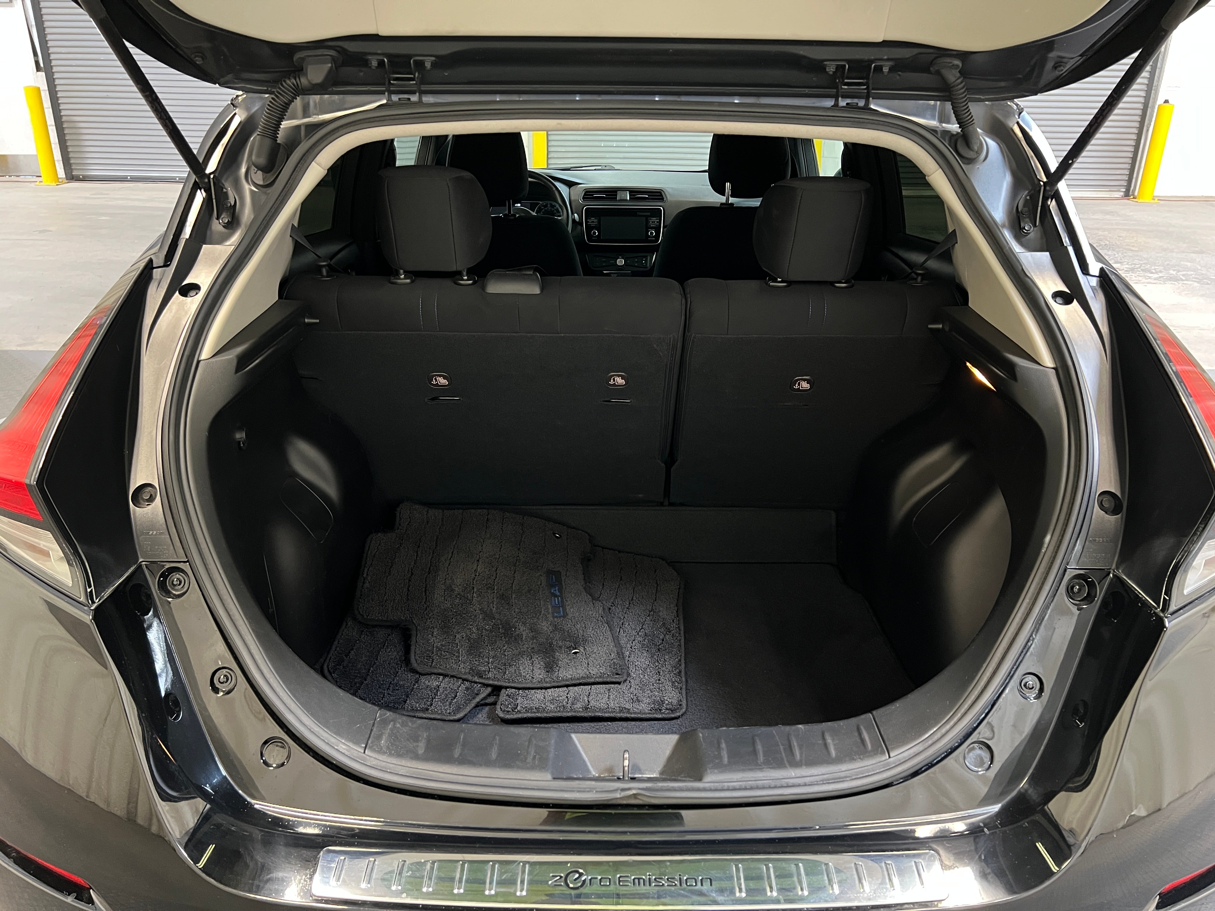 2019 Nissan Leaf SV 7