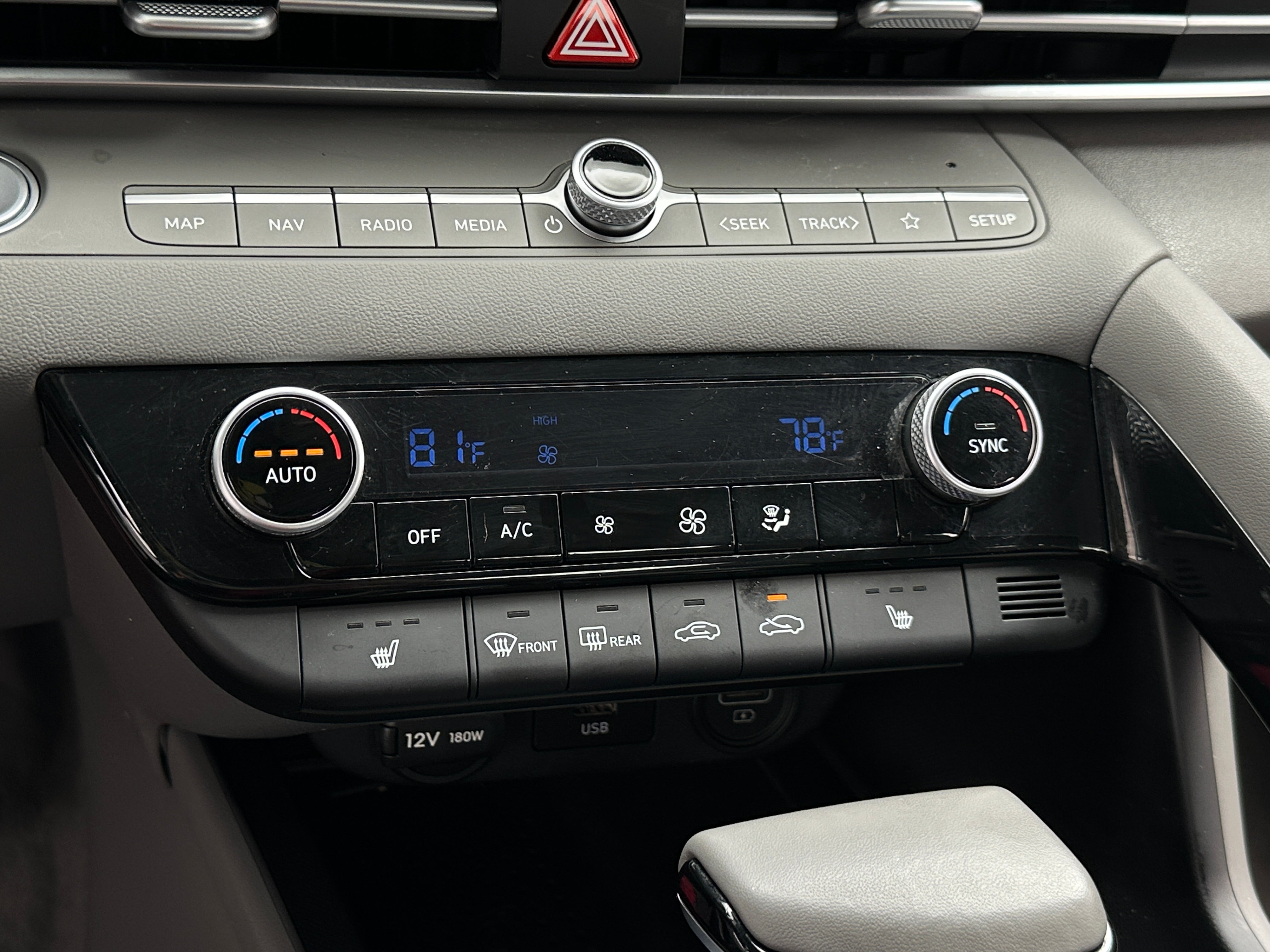 2023 Hyundai Elantra SEL 4