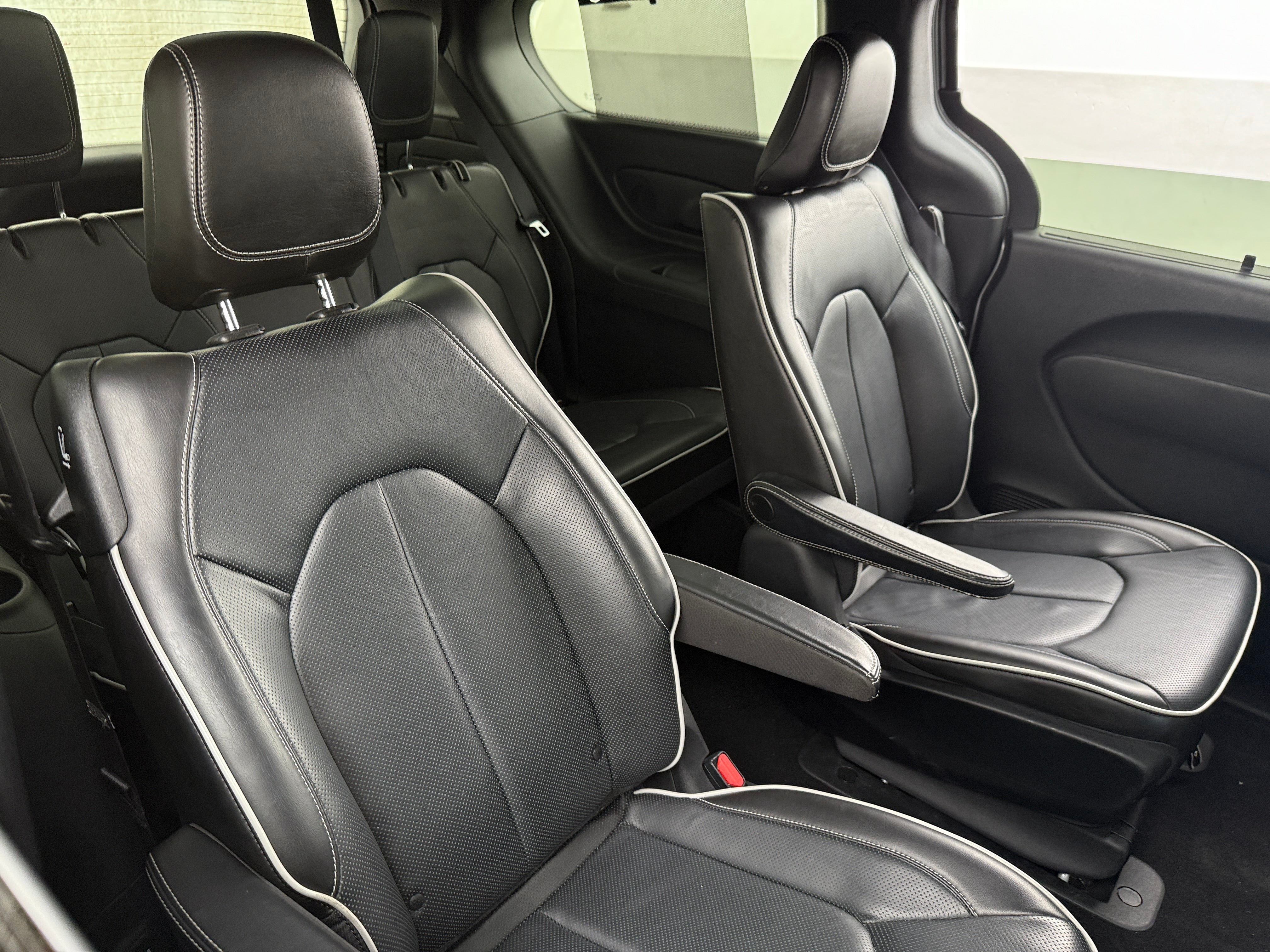 2020 Chrysler Pacifica Hybrid Limited 5