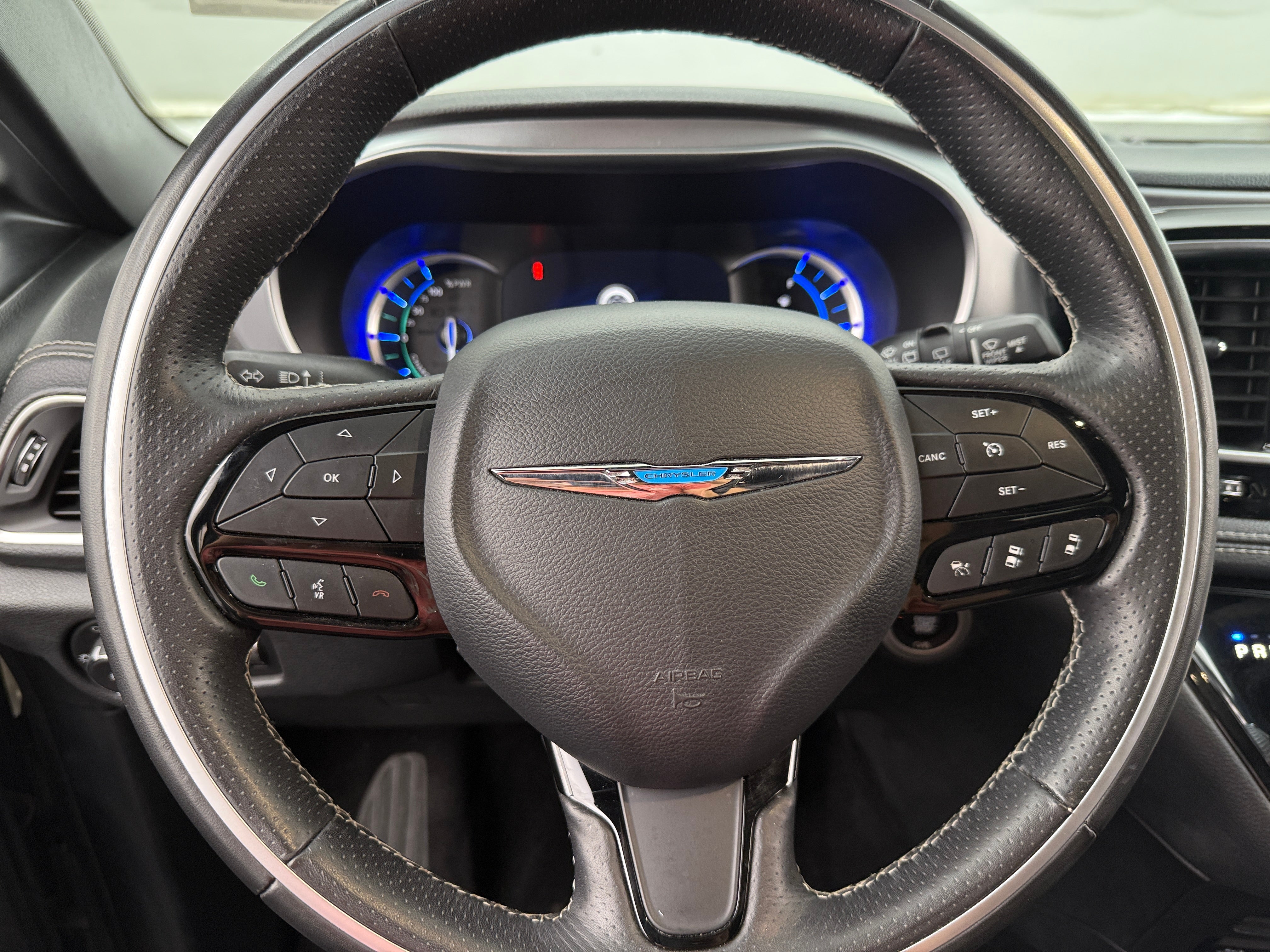 2020 Chrysler Pacifica Hybrid Limited 4