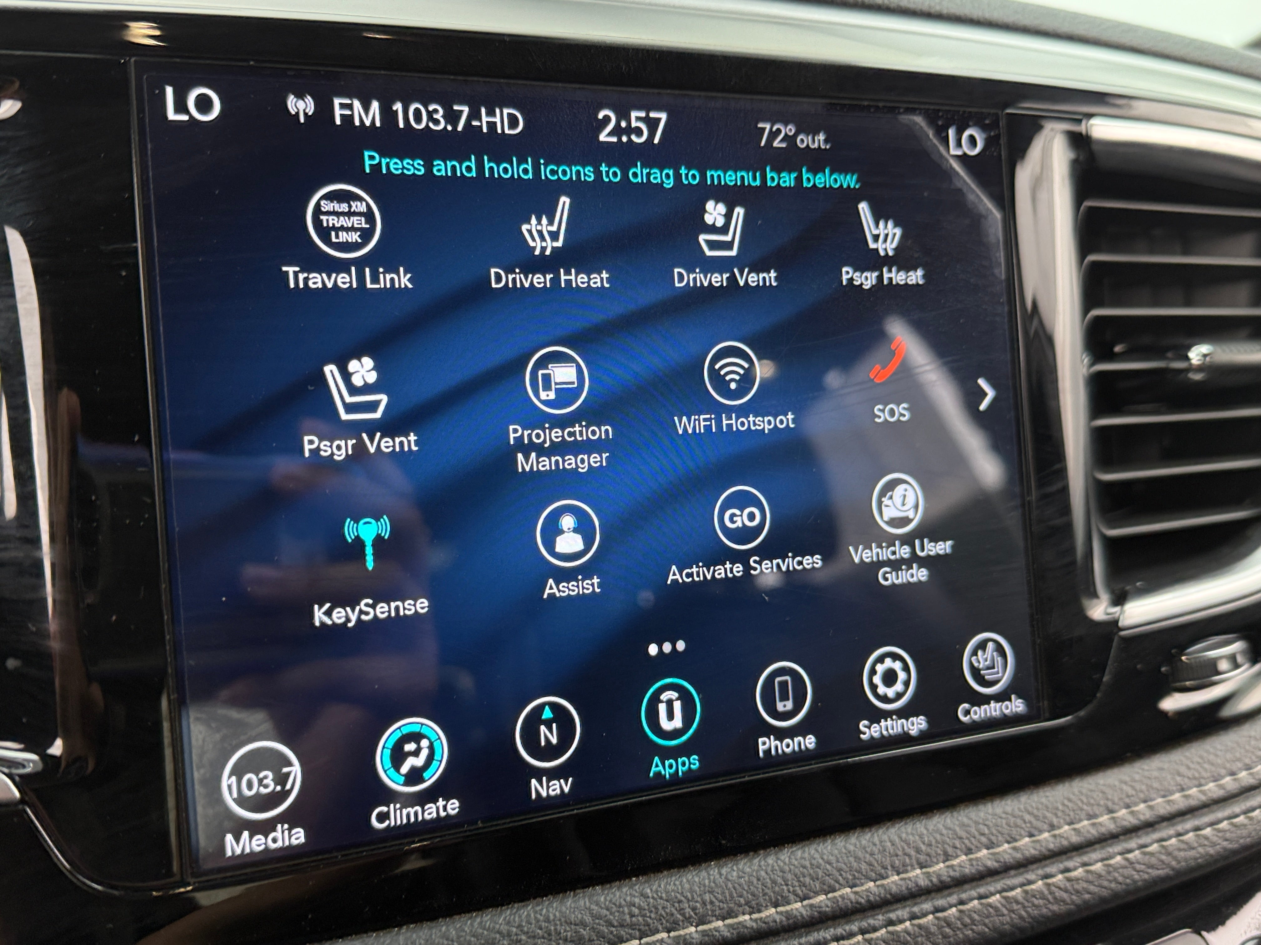 2020 Chrysler Pacifica Hybrid Limited 3