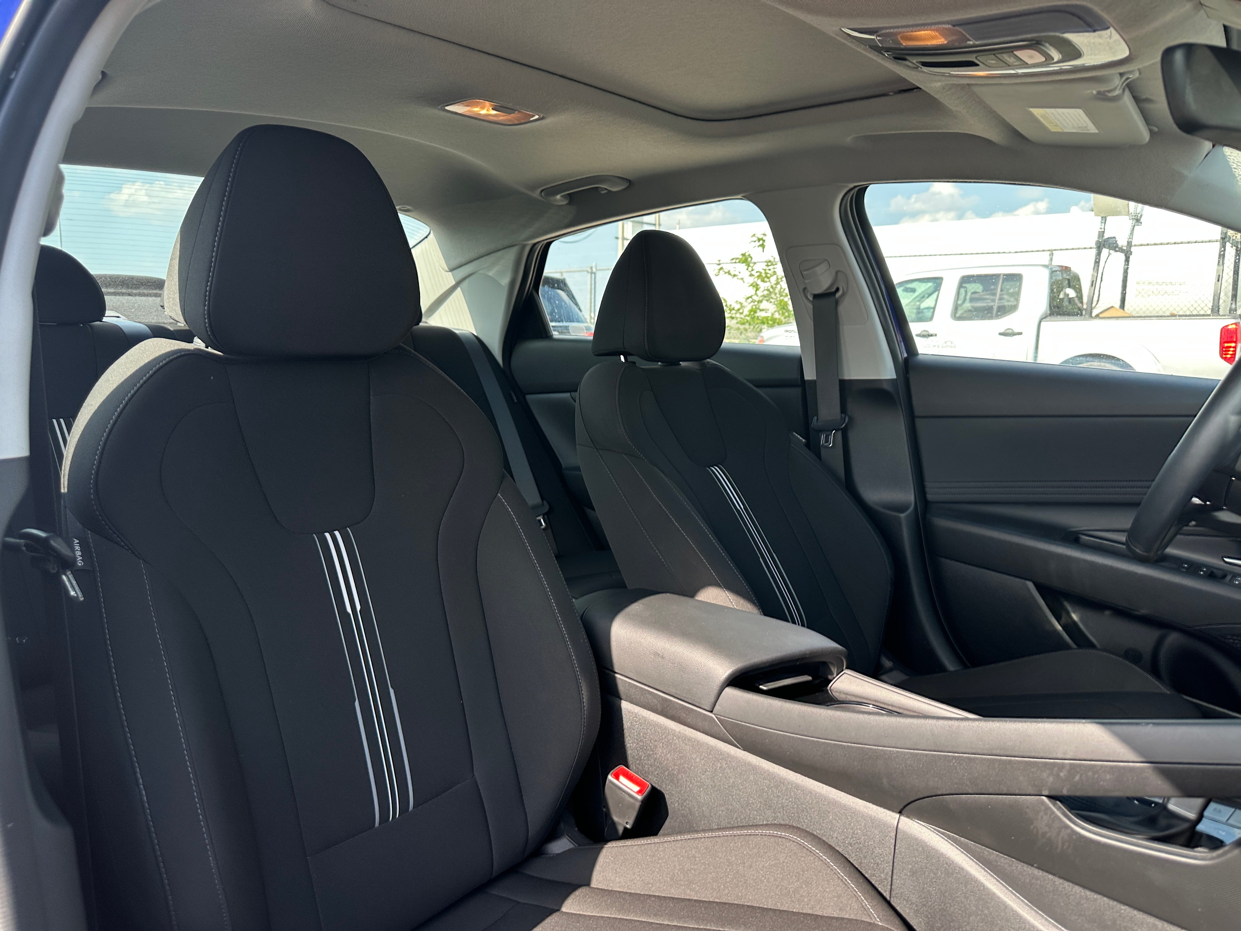 2024 Hyundai Elantra SEL 2