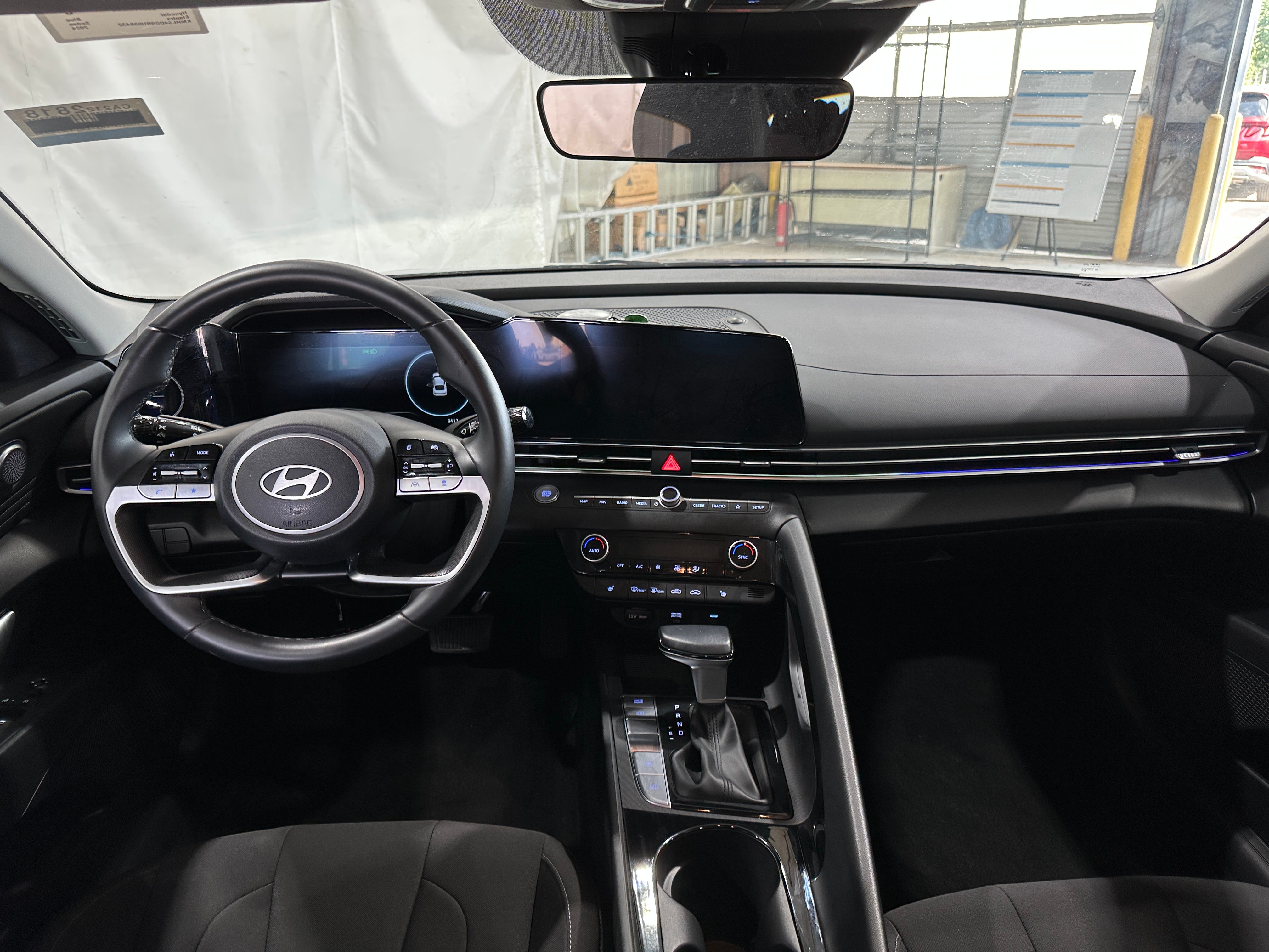 2024 Hyundai Elantra SEL 3