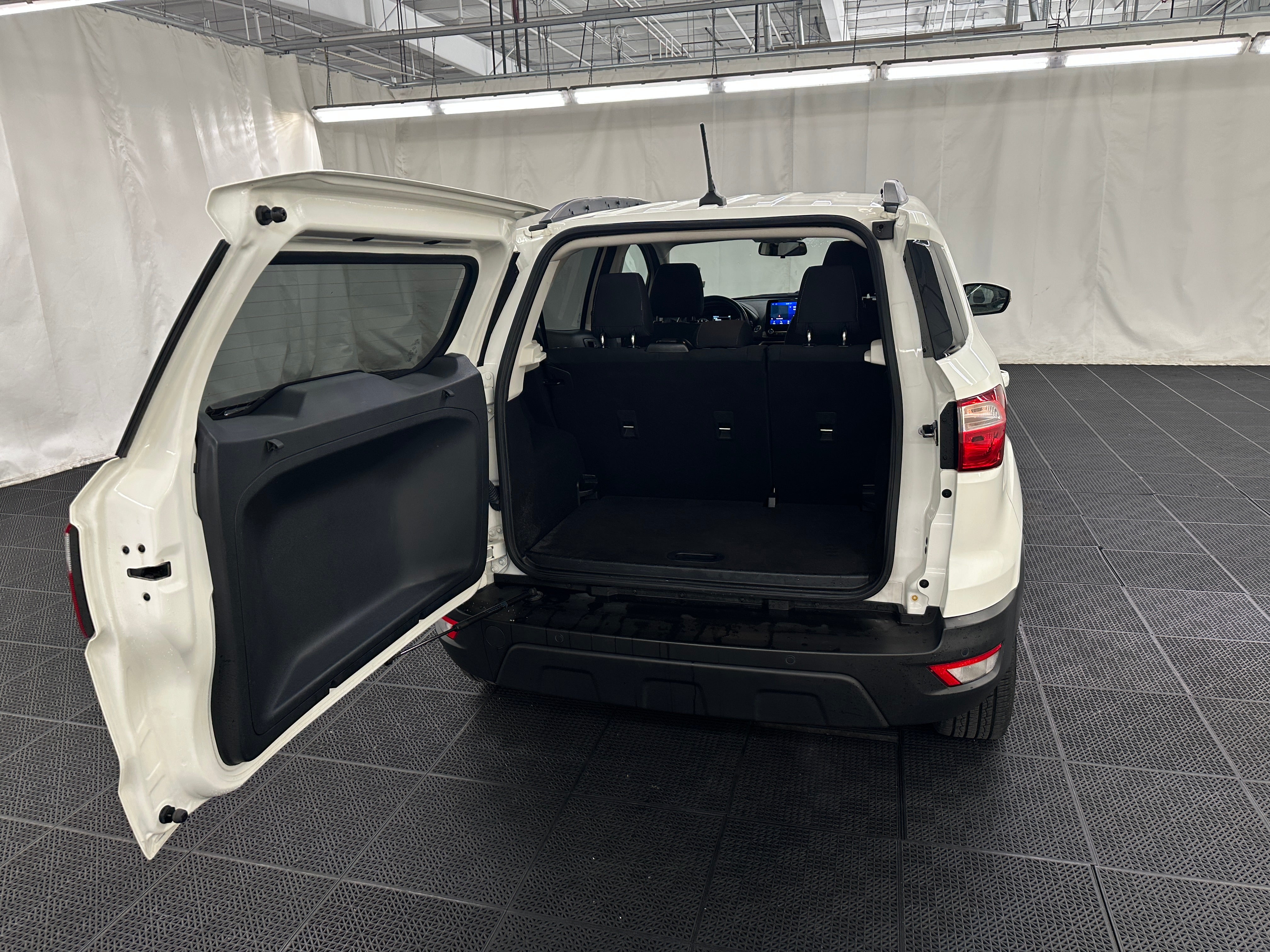 2020 Ford EcoSport SE 7