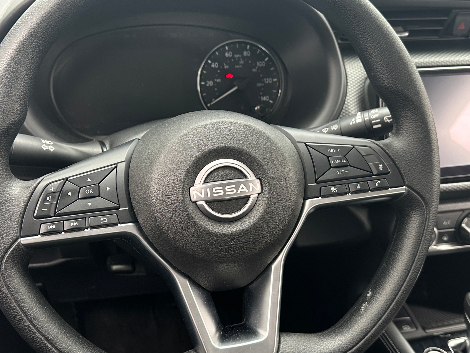 Thumbnail: 2024 Nissan Kicks - 5