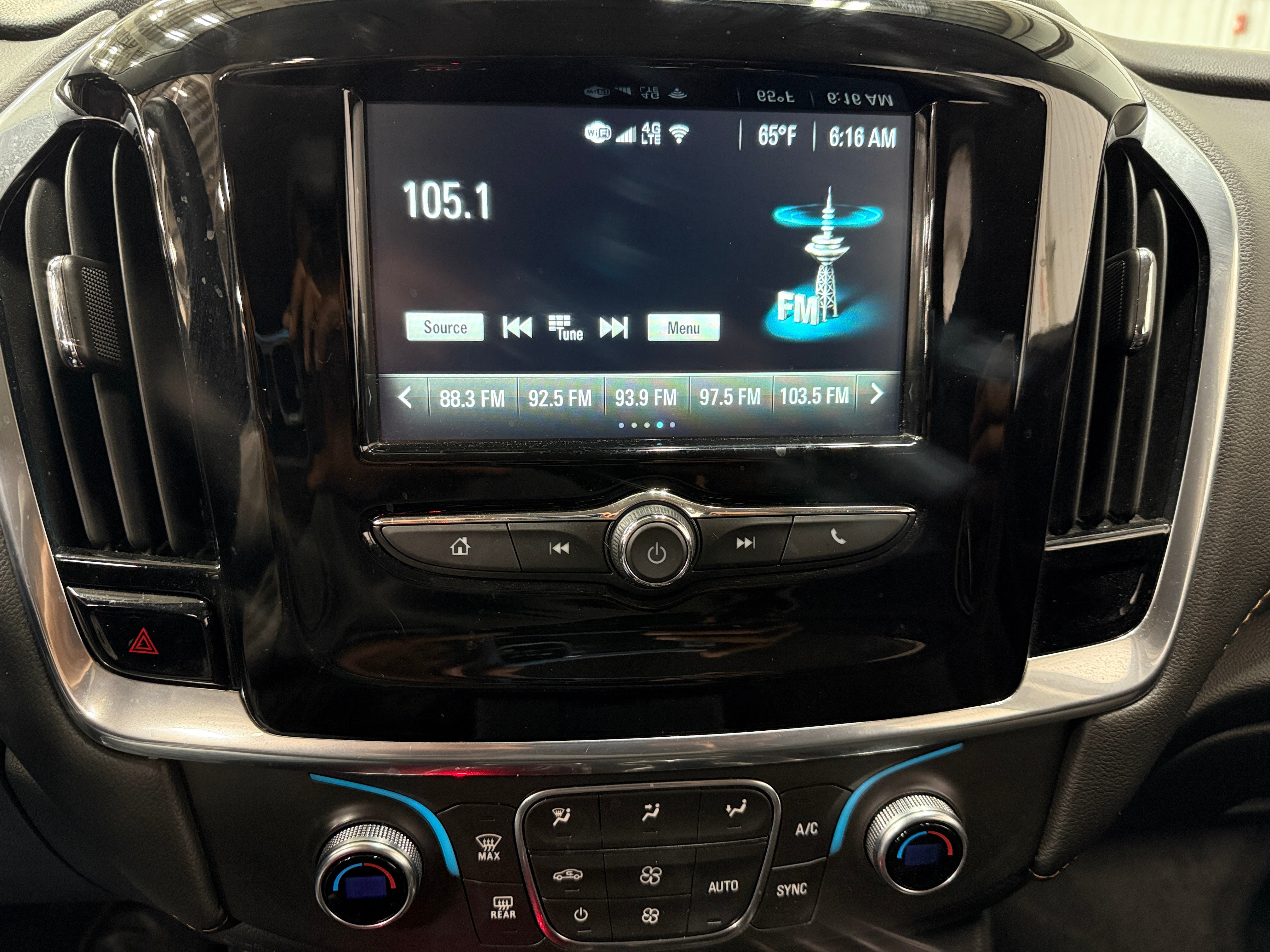 2019 Chevrolet Traverse LS 4