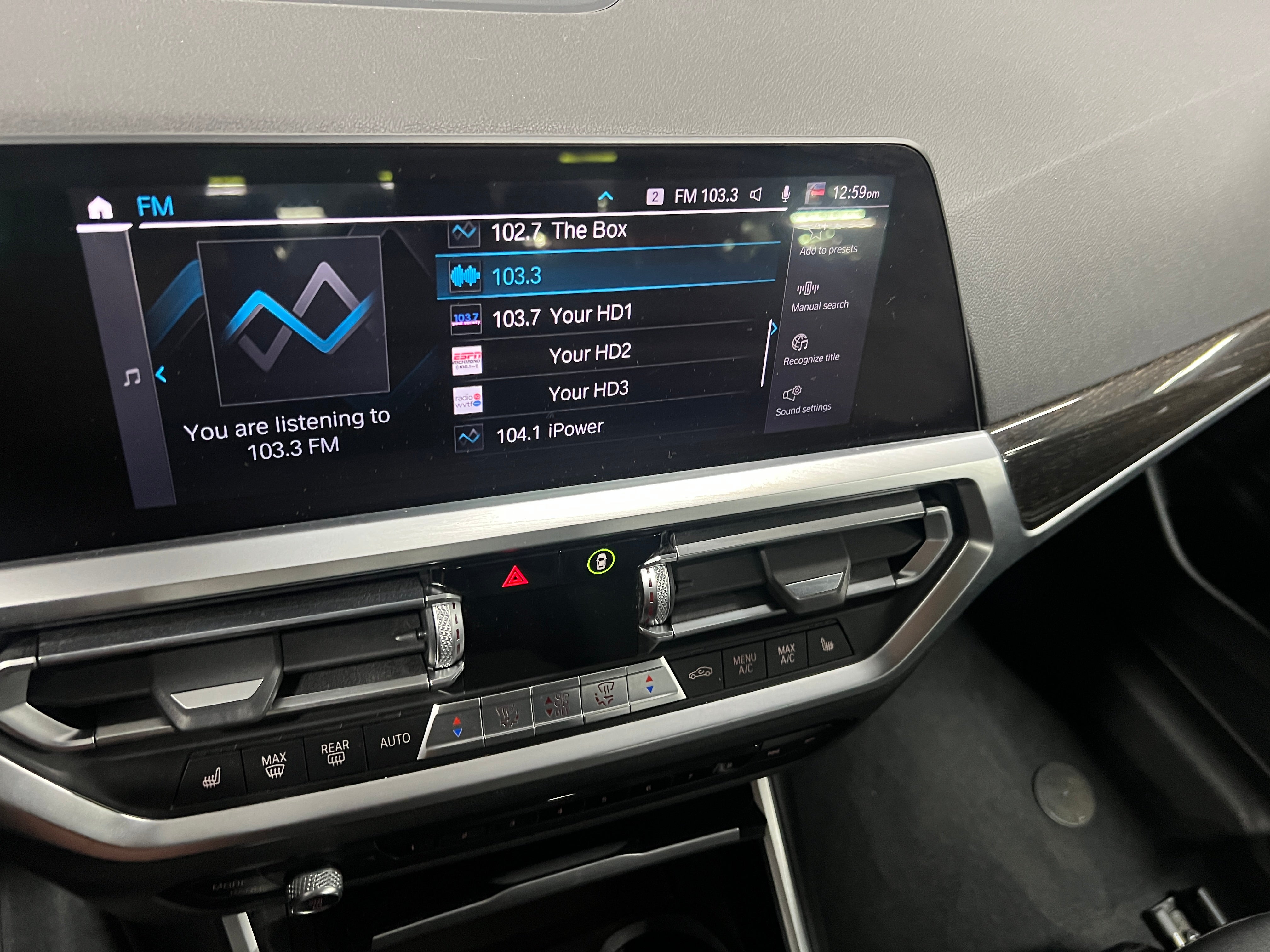 2021 BMW 3 Series 330e xDrive 3