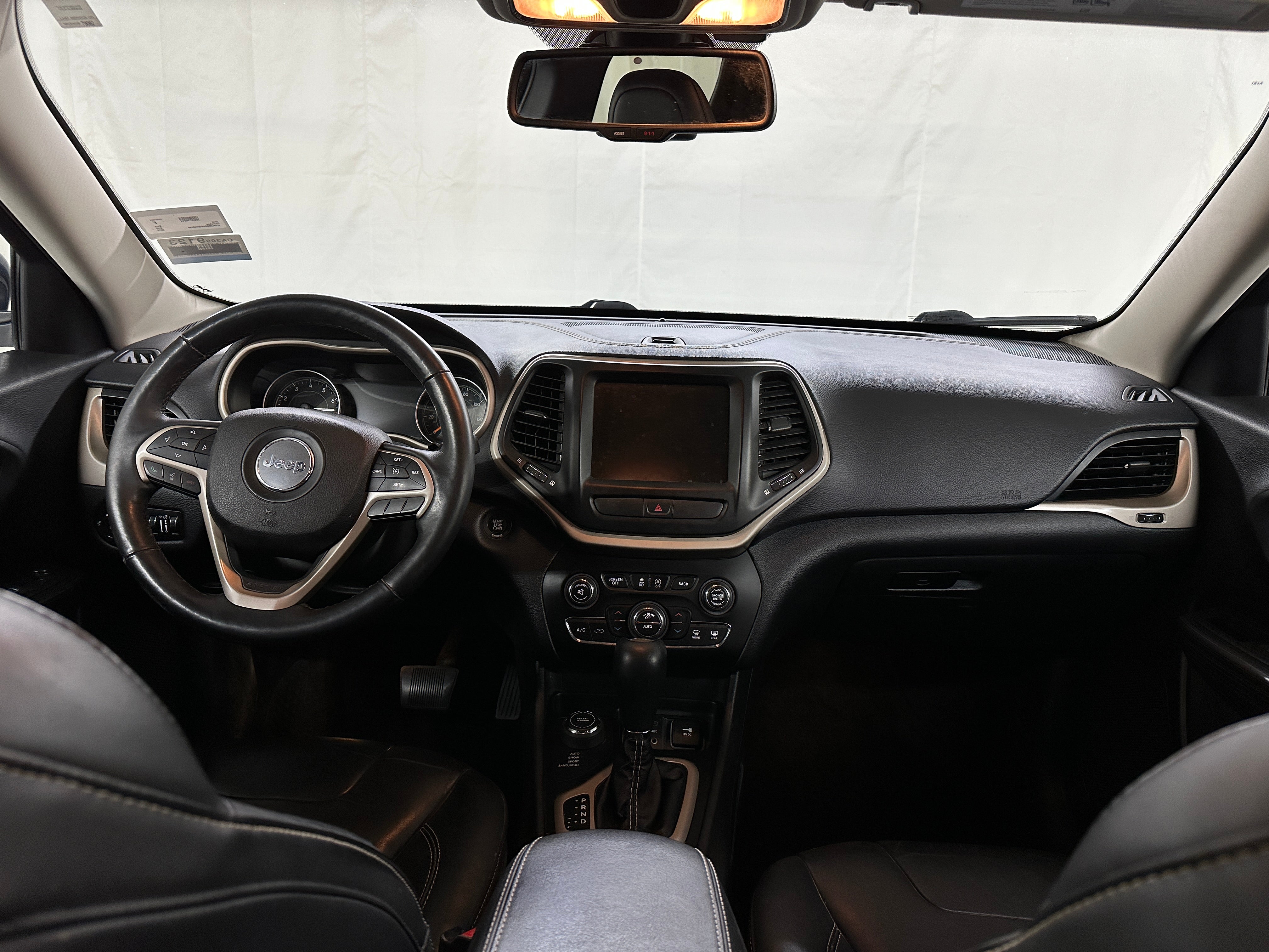 2015 Jeep Cherokee Limited Edition 2