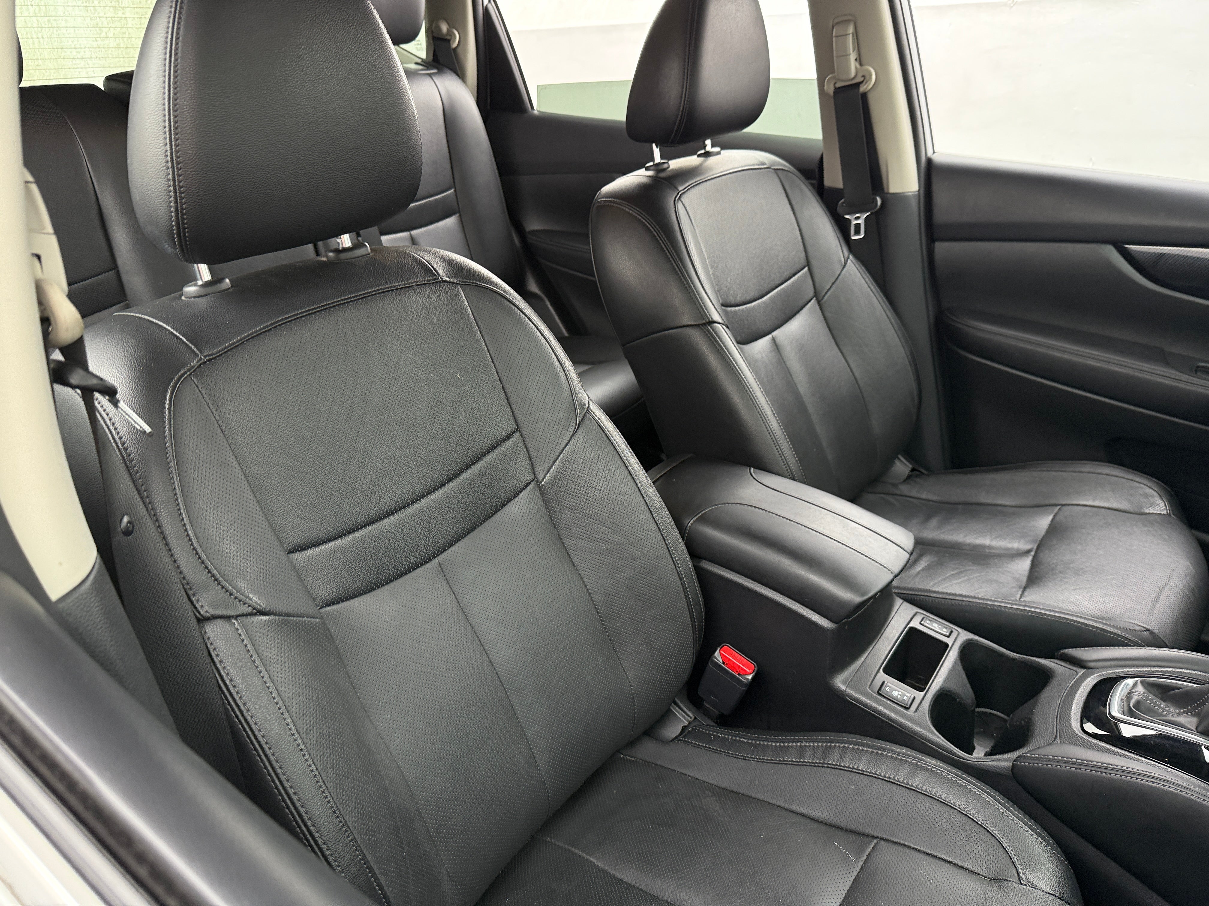 2017 Nissan Rogue SL 2