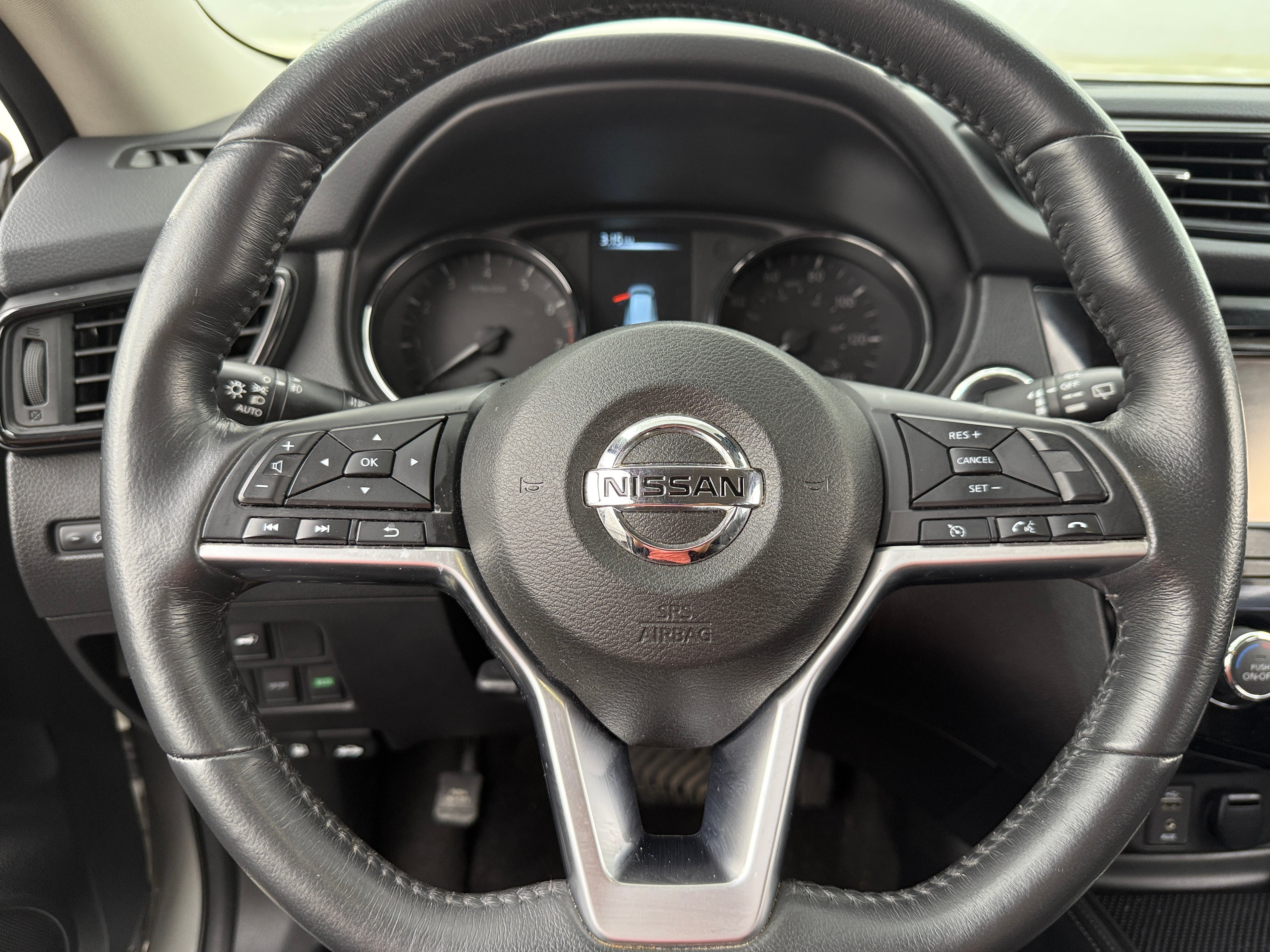 2017 Nissan Rogue SL 5