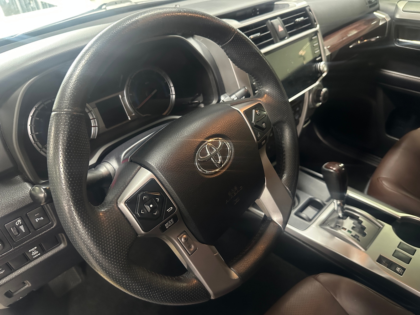Thumbnail: 2017 Toyota 4Runner - 5